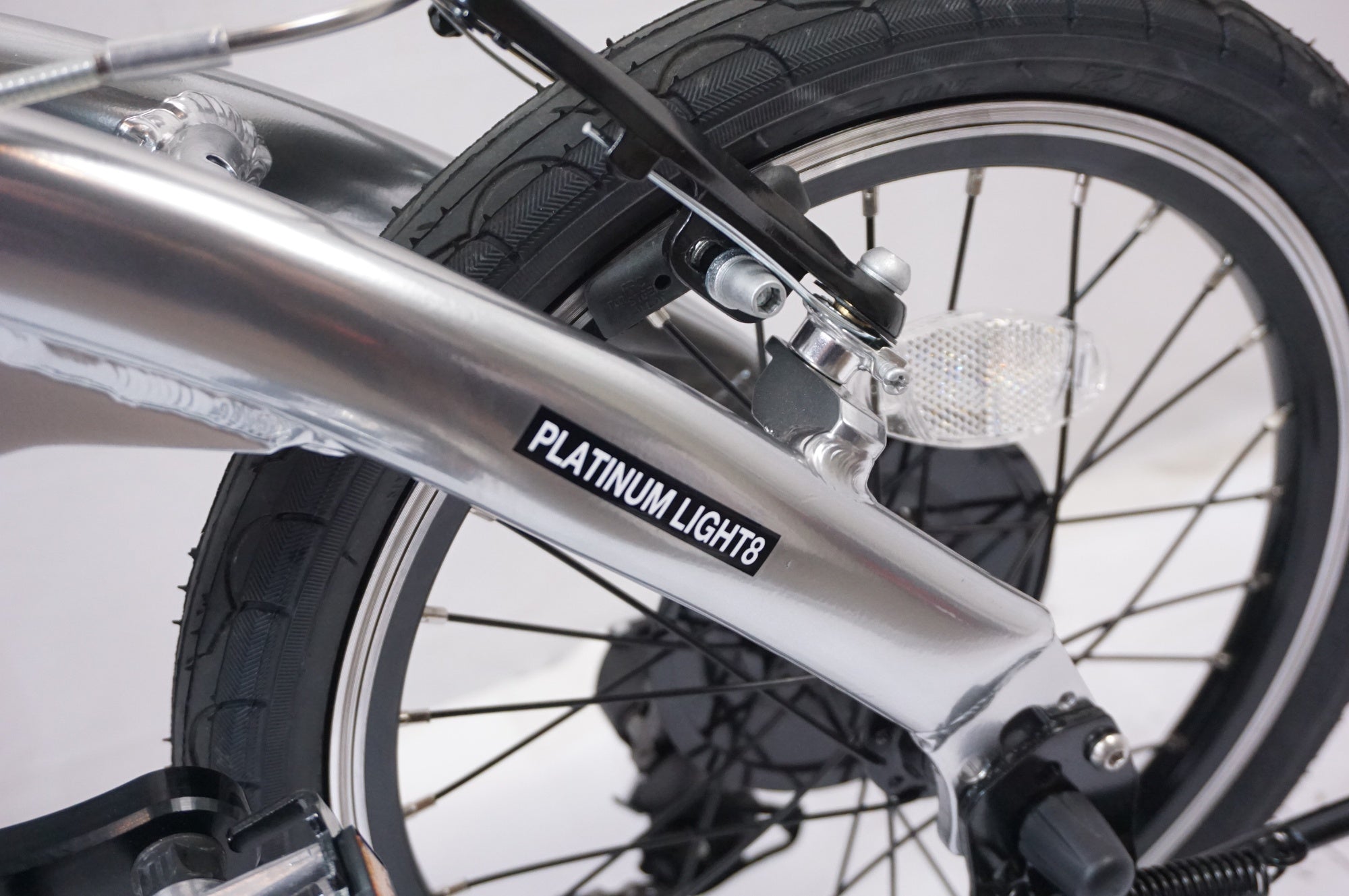 RENAULT 「ルノー」 PLATINUM LIGHT 8 16インチ 2025年モデル 折り畳み自転車 / 世田谷店