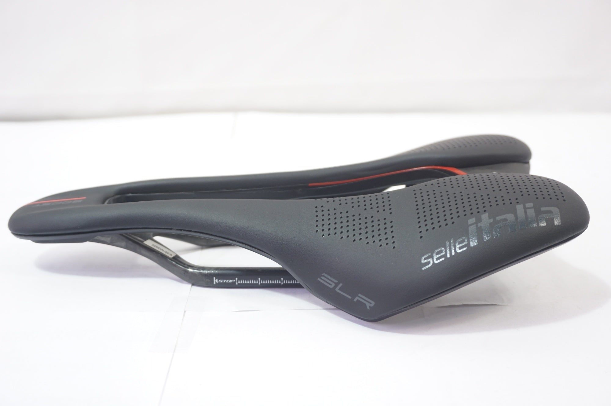 SELLE ITALIA 「セライタリア」 SLR BOOST SUPERFLOW サドル / 世田谷店