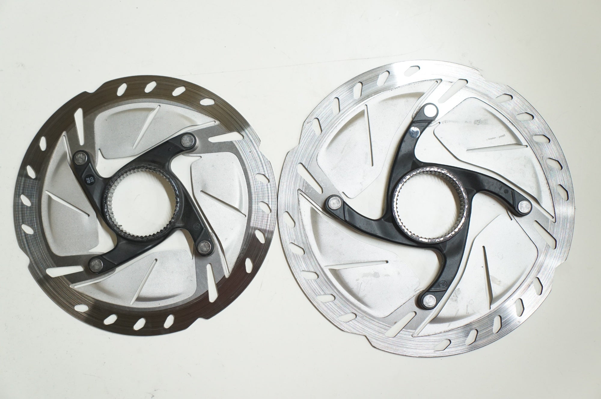 SHIMANO 「シマノ」 SM-RT800-S SM-RT800-SS φ140/160 ディスクローターセット / 大宮店