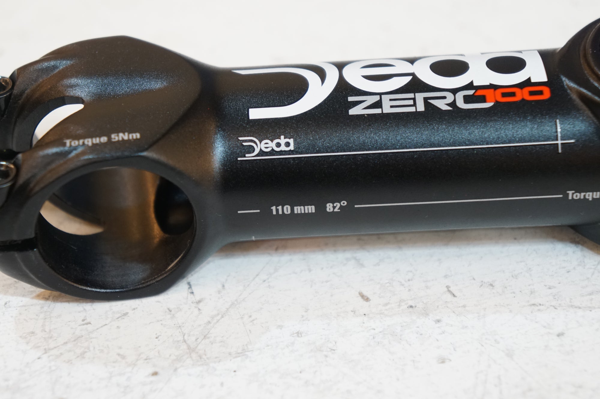 DEDA 「デダ」 ZERO100 φ31.7 110mm 82° ステム / バイチャリ浦和ベース