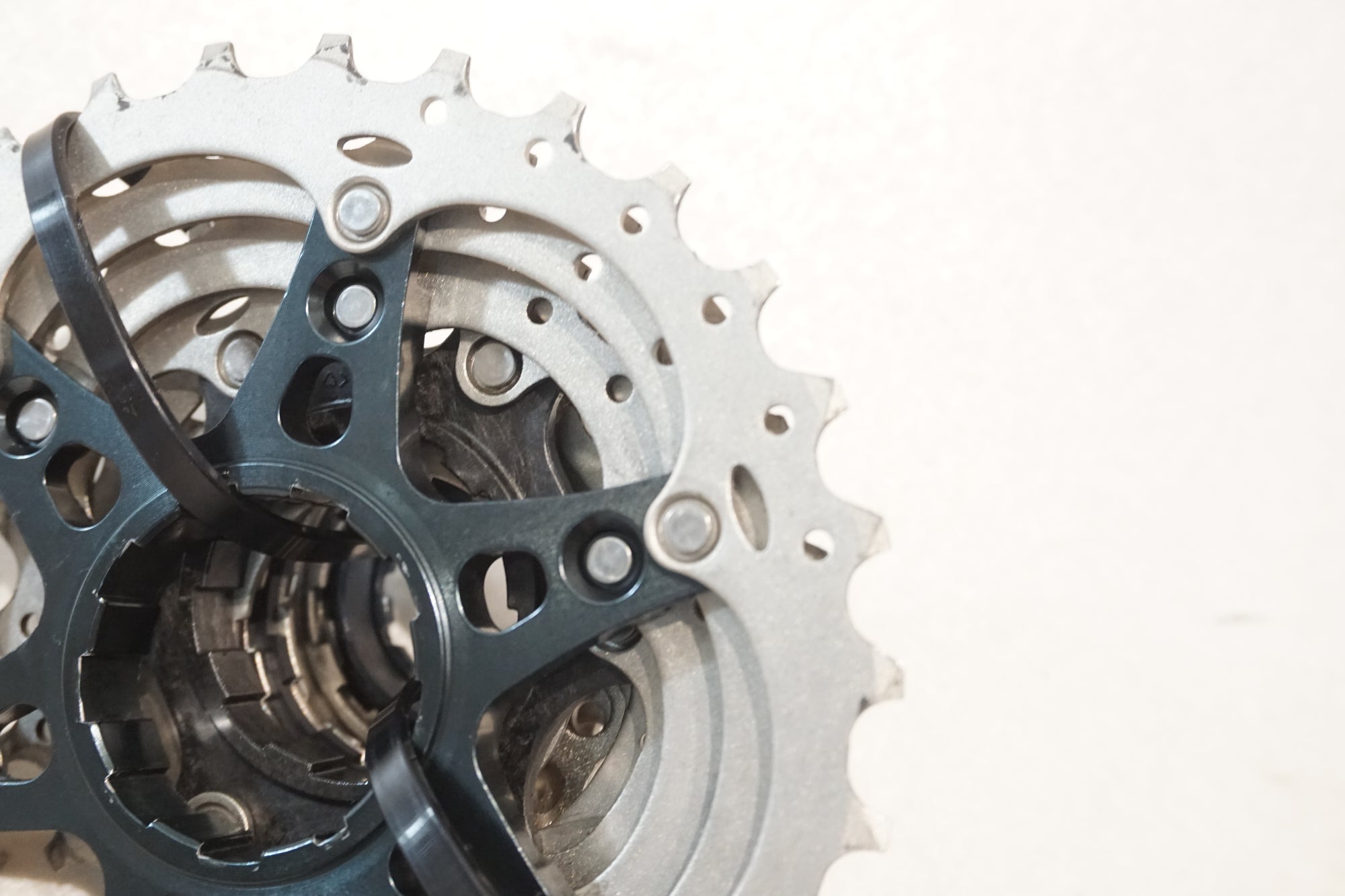 SHIMANO 「シマノ」 ULTEGRA CS-R8000 11-30T スプロケット / 横浜戸塚店