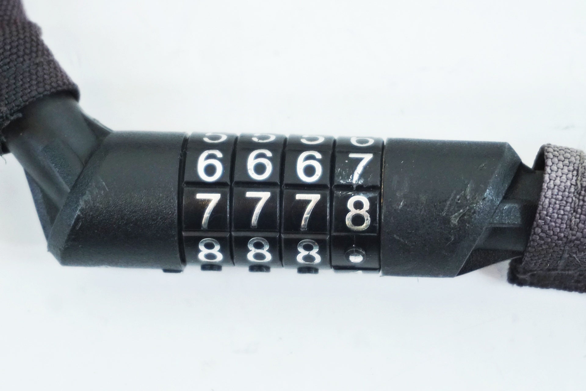 ADEPT 「アデプト」 ダイヤルチェーンロック / 有明ガーデン店