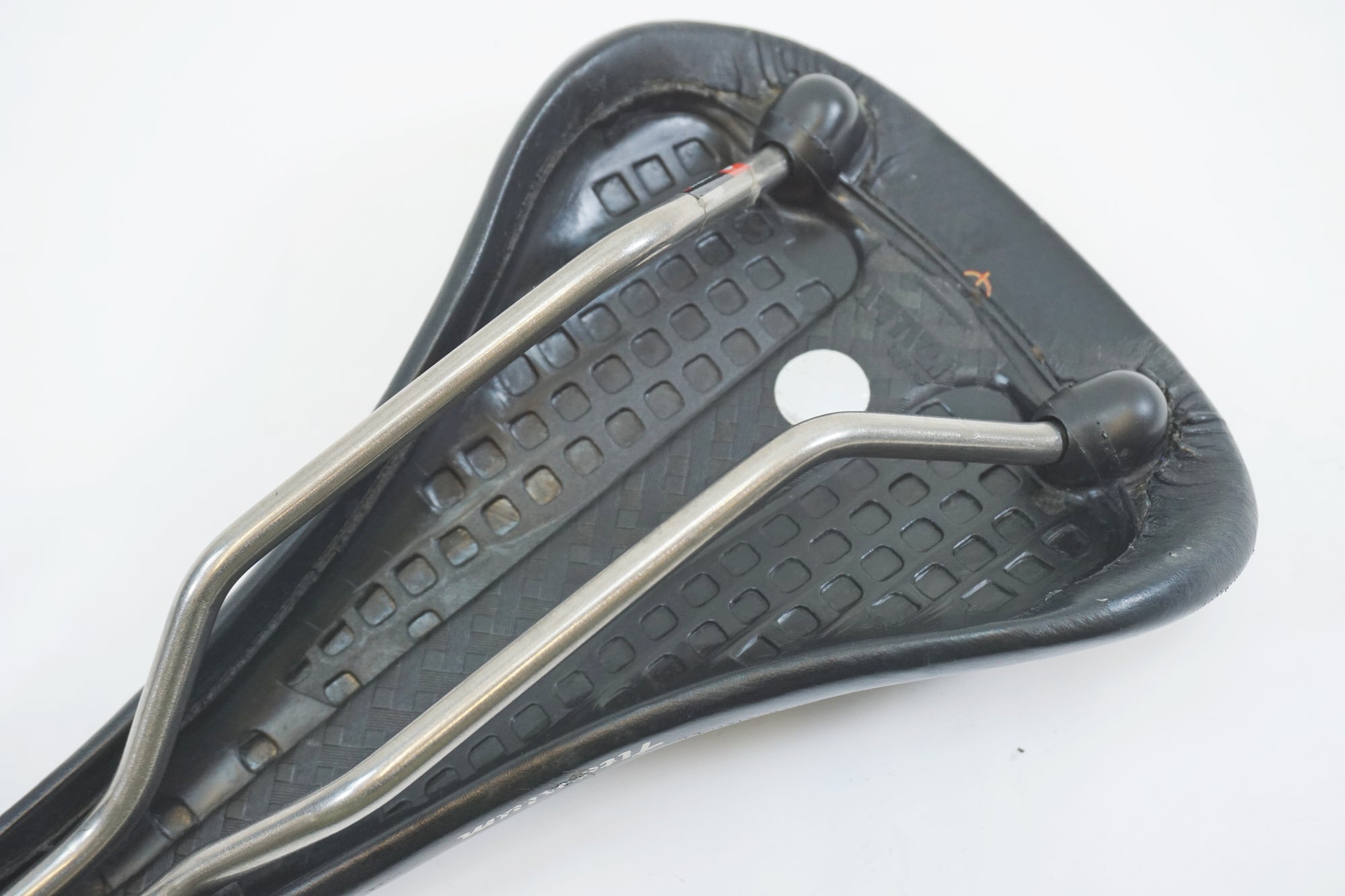 SELLE ITALIA 「セライタリア」 FLITE TITANIUM サドル / 有明ガーデン店