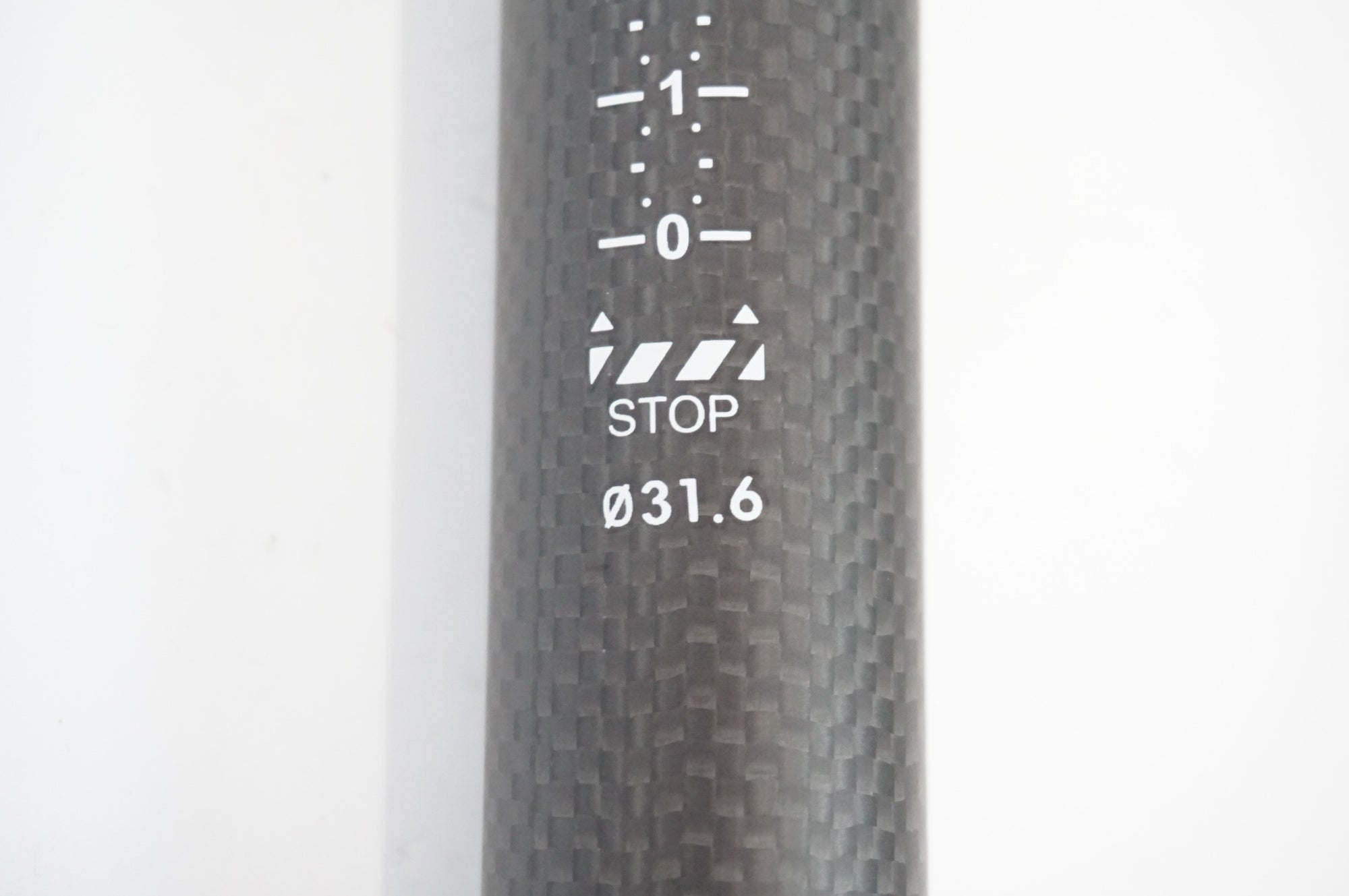 RXL 「アールエックスエル」 SL φ31.6 400mm カーボンシートポスト / 宇都宮店