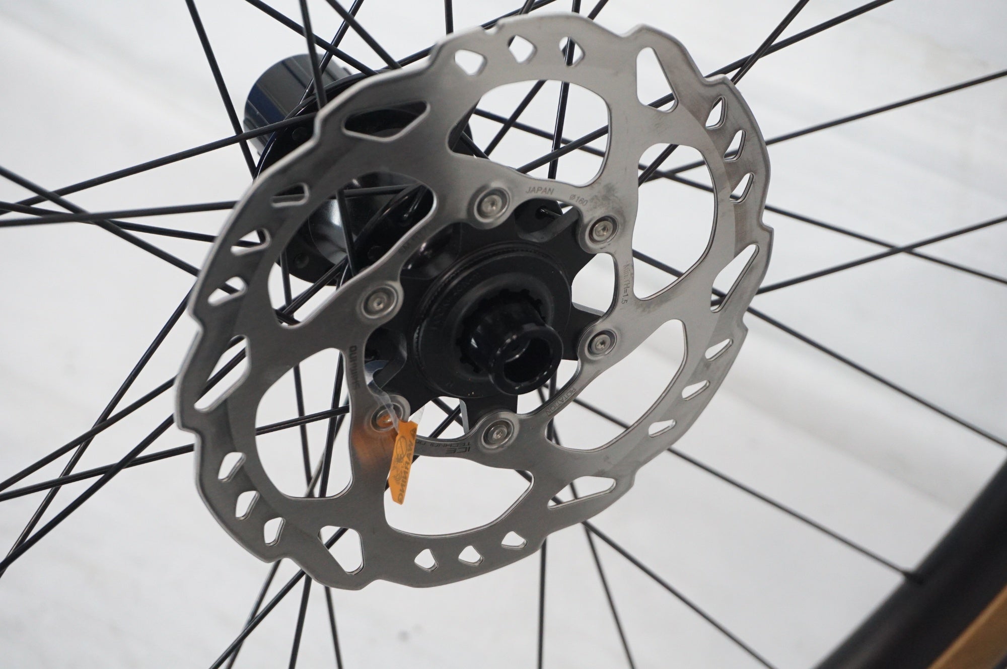 VELOMANN 「ヴェロマーン」 GD24 シマノ11S ホイールセット / 阪急塚口店