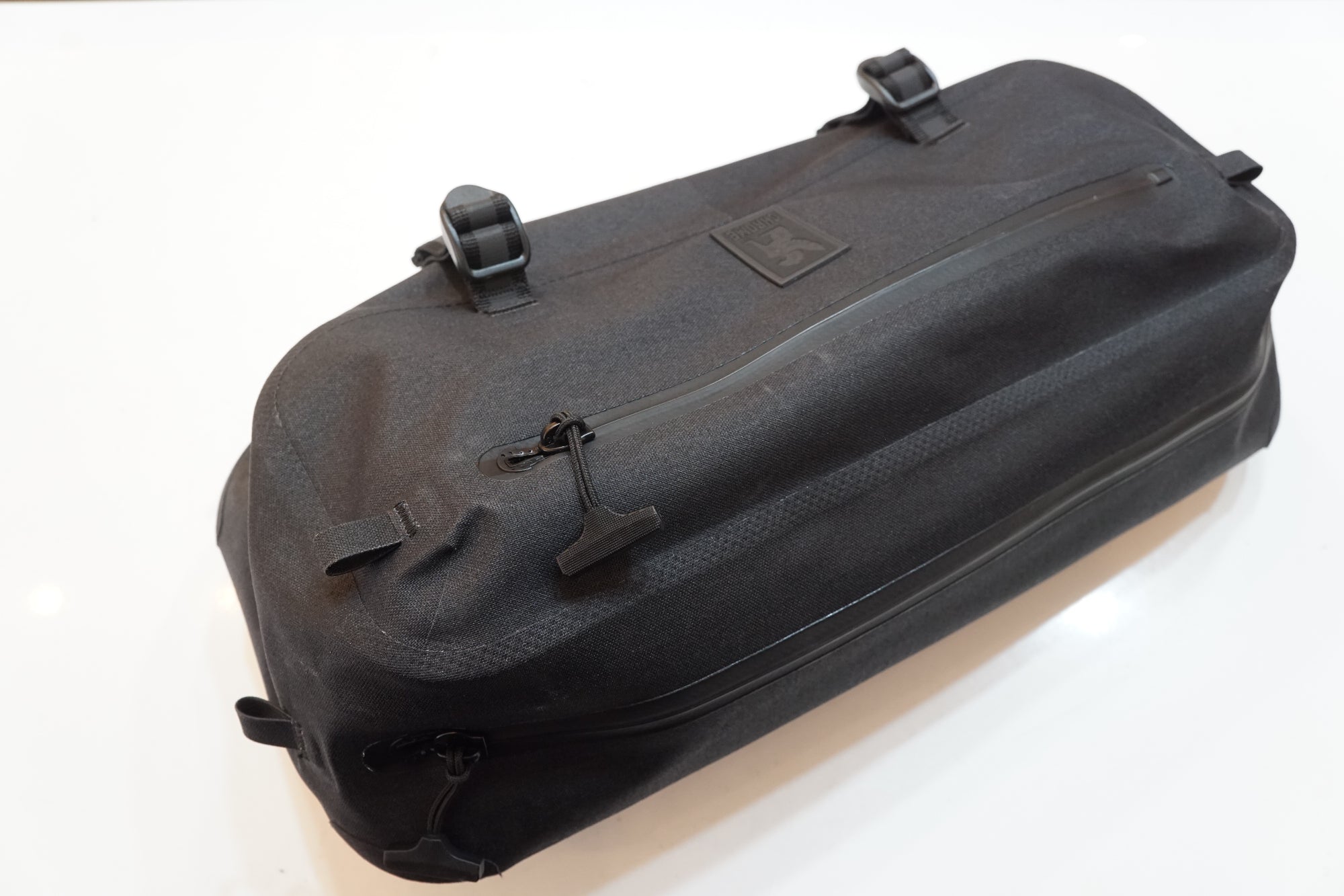 CHROME 「クローム」 ミニ カデッド ウォータープルーフ ボディバッグ / バイチャリ浦和ベース