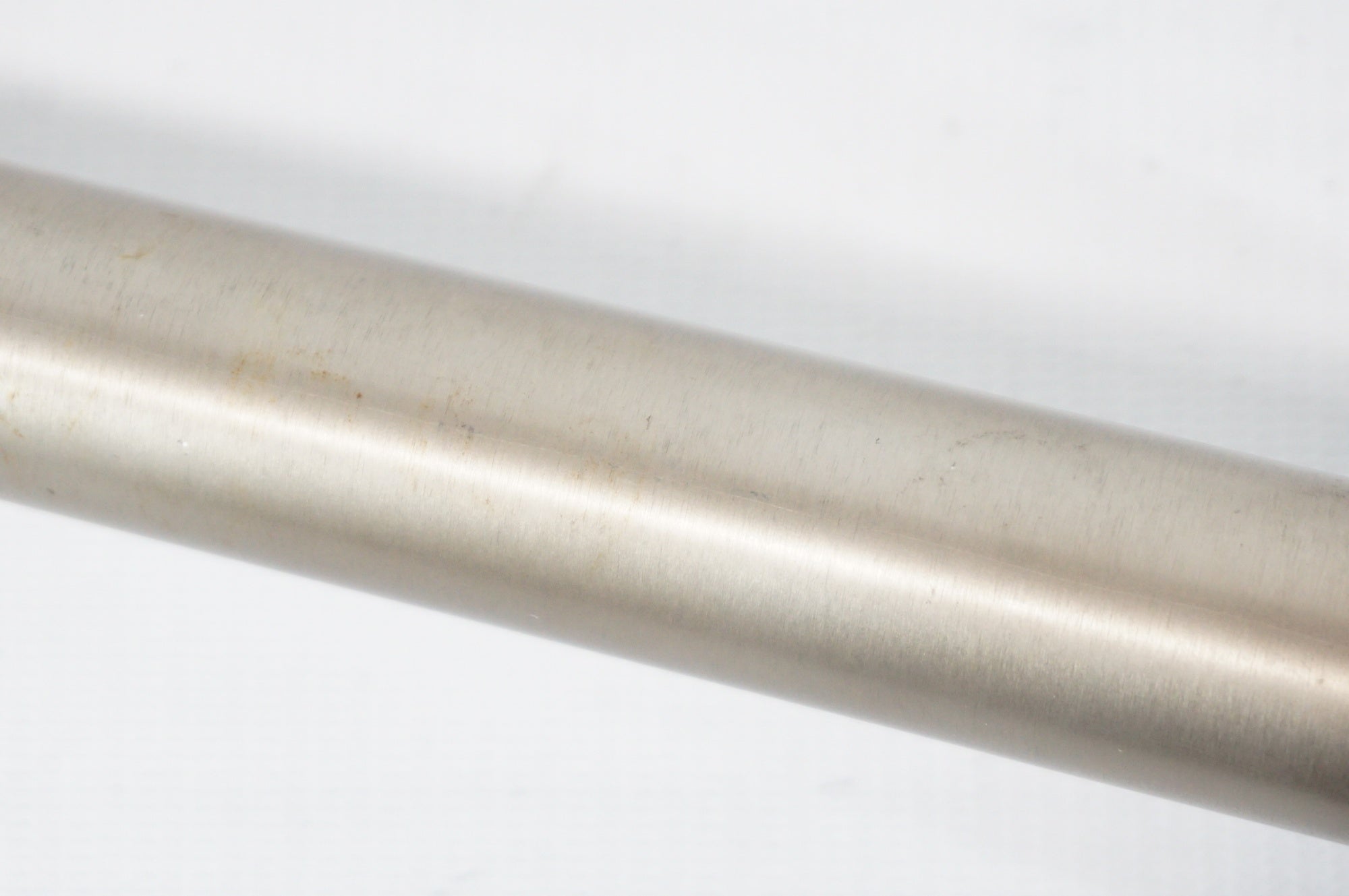 STRONG 「ストロング」 Φ26.4 300mm シートポスト / 阪急塚口店