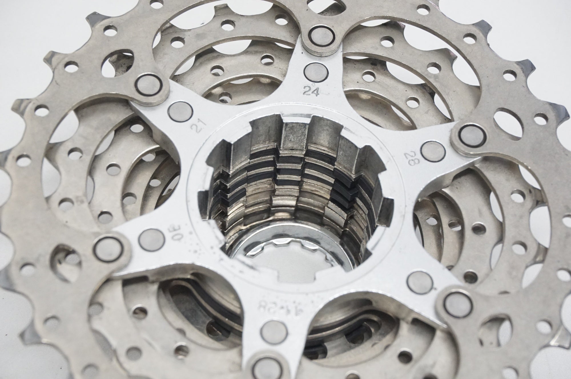 SHIMANO 「シマノ」 105 CS-5700 11-28T スプロケット / 福岡店