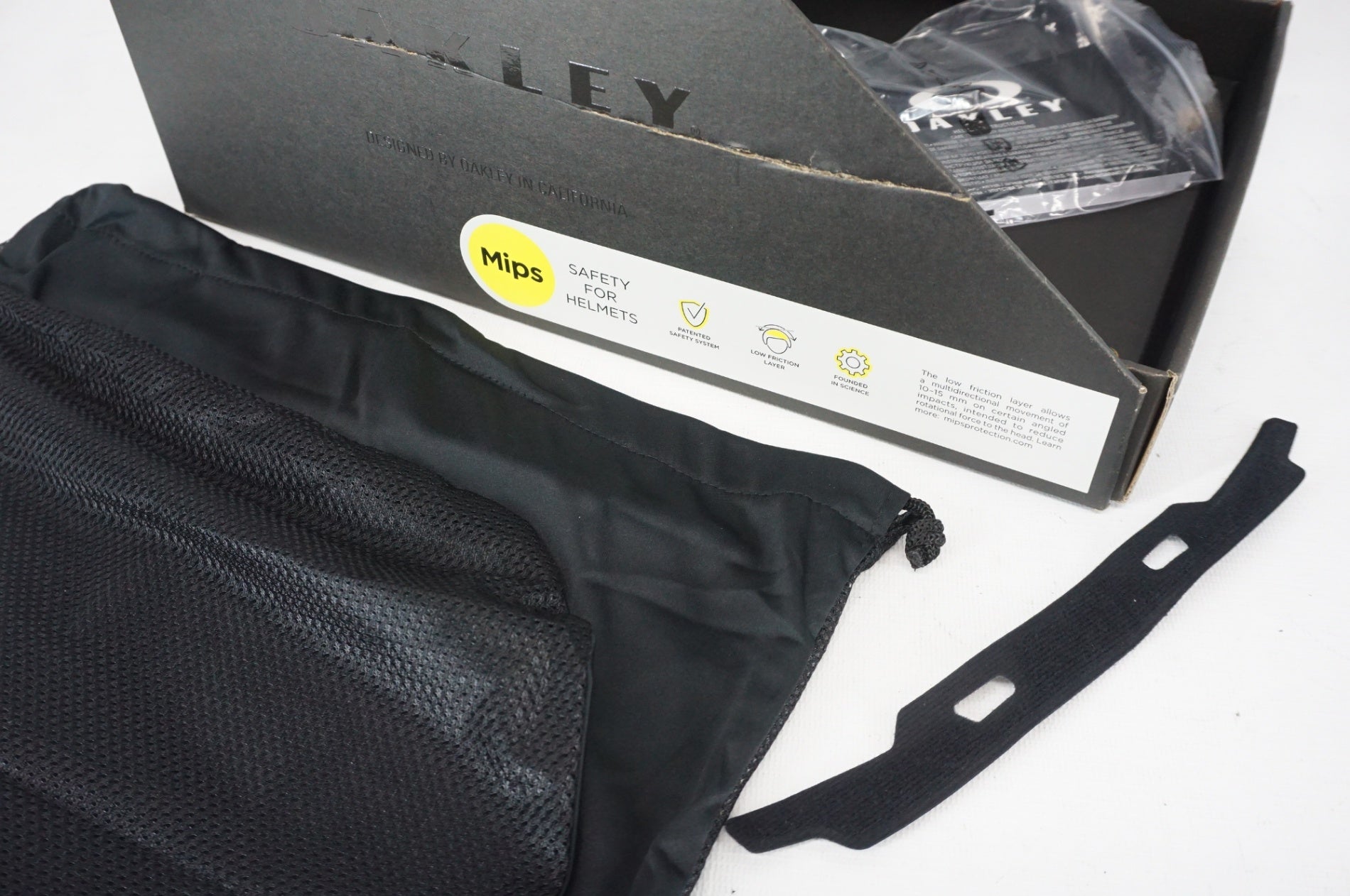 OAKLEY 「オークリー」 ARO3 MIPS Lサイズ 58-61cm ヘルメット / 阪急塚口店
