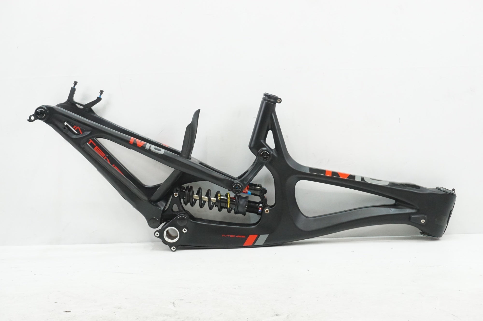 INTENSE 「インテンス」 M16 C EXPERT 2016年モデル フレーム / 大宮店