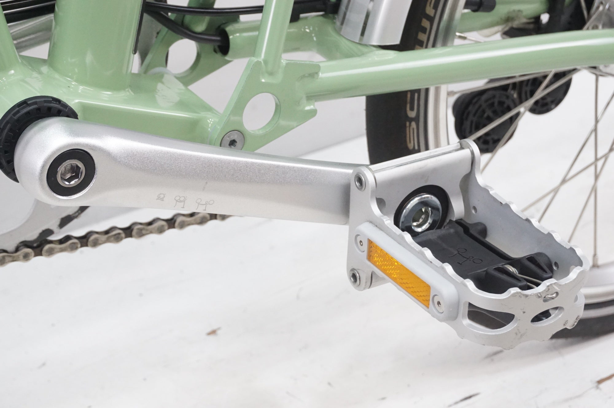 BROMPTON 「ブロンプトン」 CLASSIC EDITION INSPIRED BY LONDON 2024年モデル 16インチ 折り畳み自転車 / 大宮店