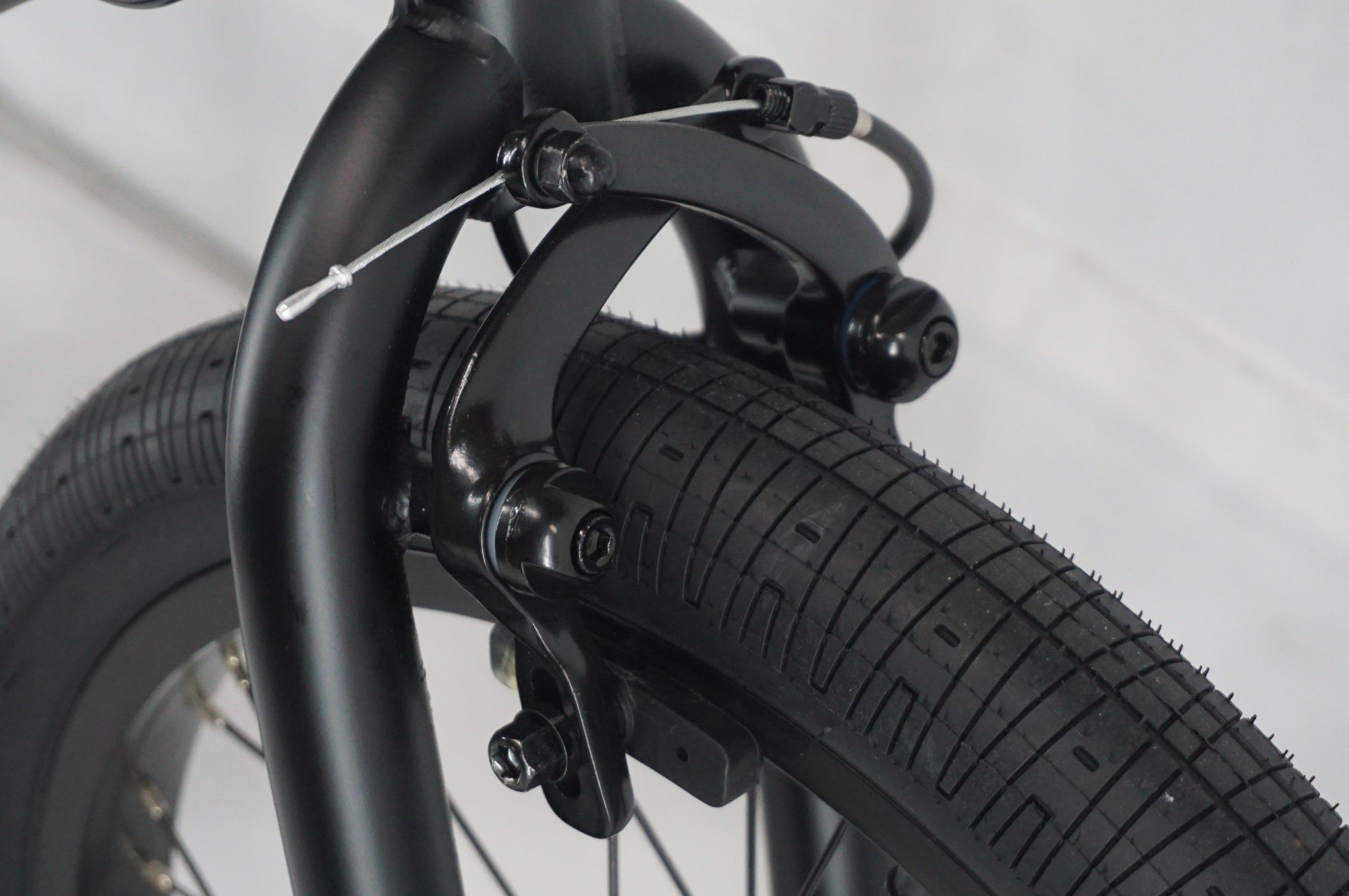 ARESBIKES 「アーレスバイク」 ADIT 2022年モデル キッズバイク / 阪急塚口店