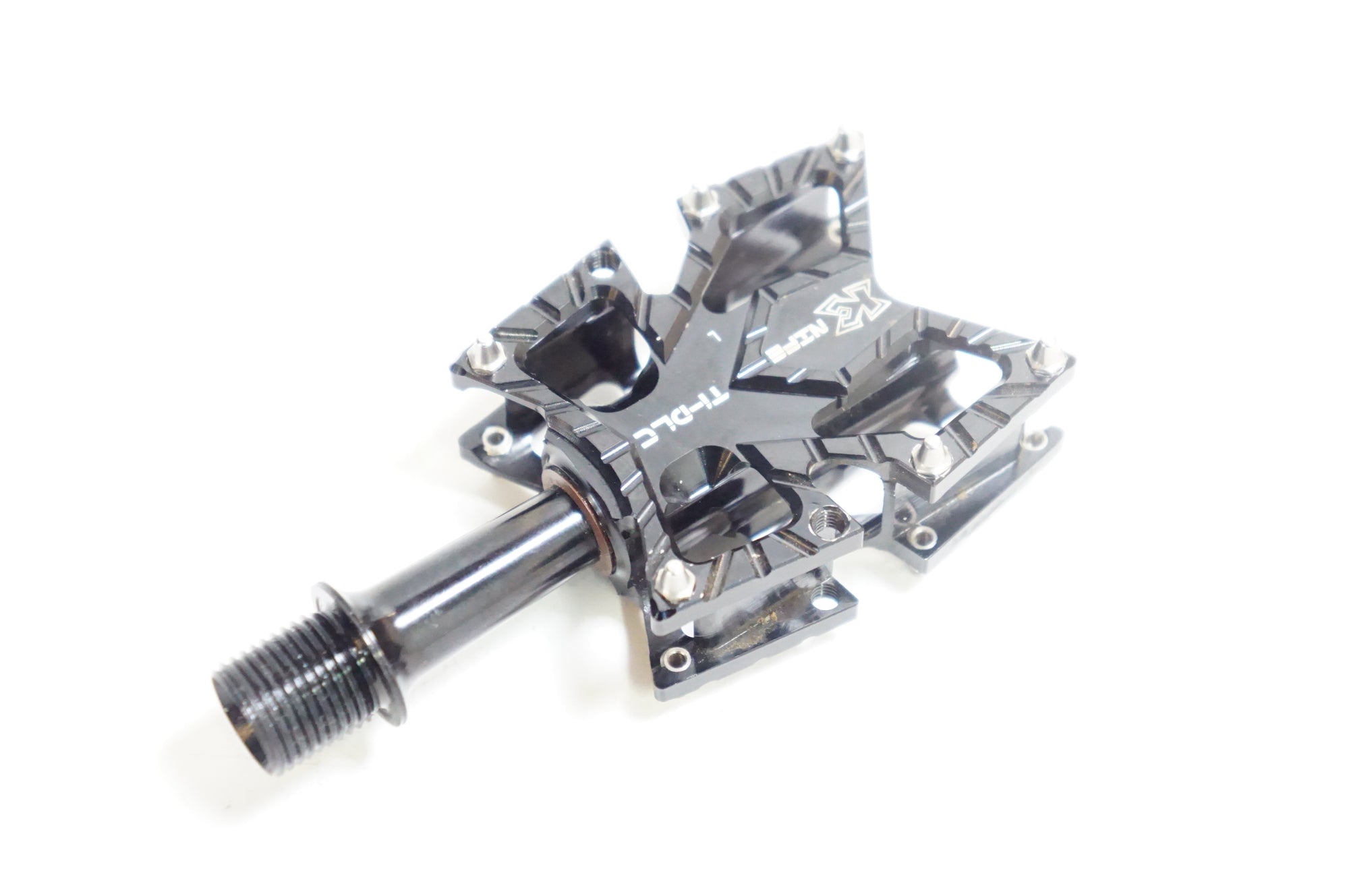 KCNC 「ケーシーエヌシー」 KYREX SLIM ROAD PLATFORM (チタンスピンドル) ペダル / 熊谷本店