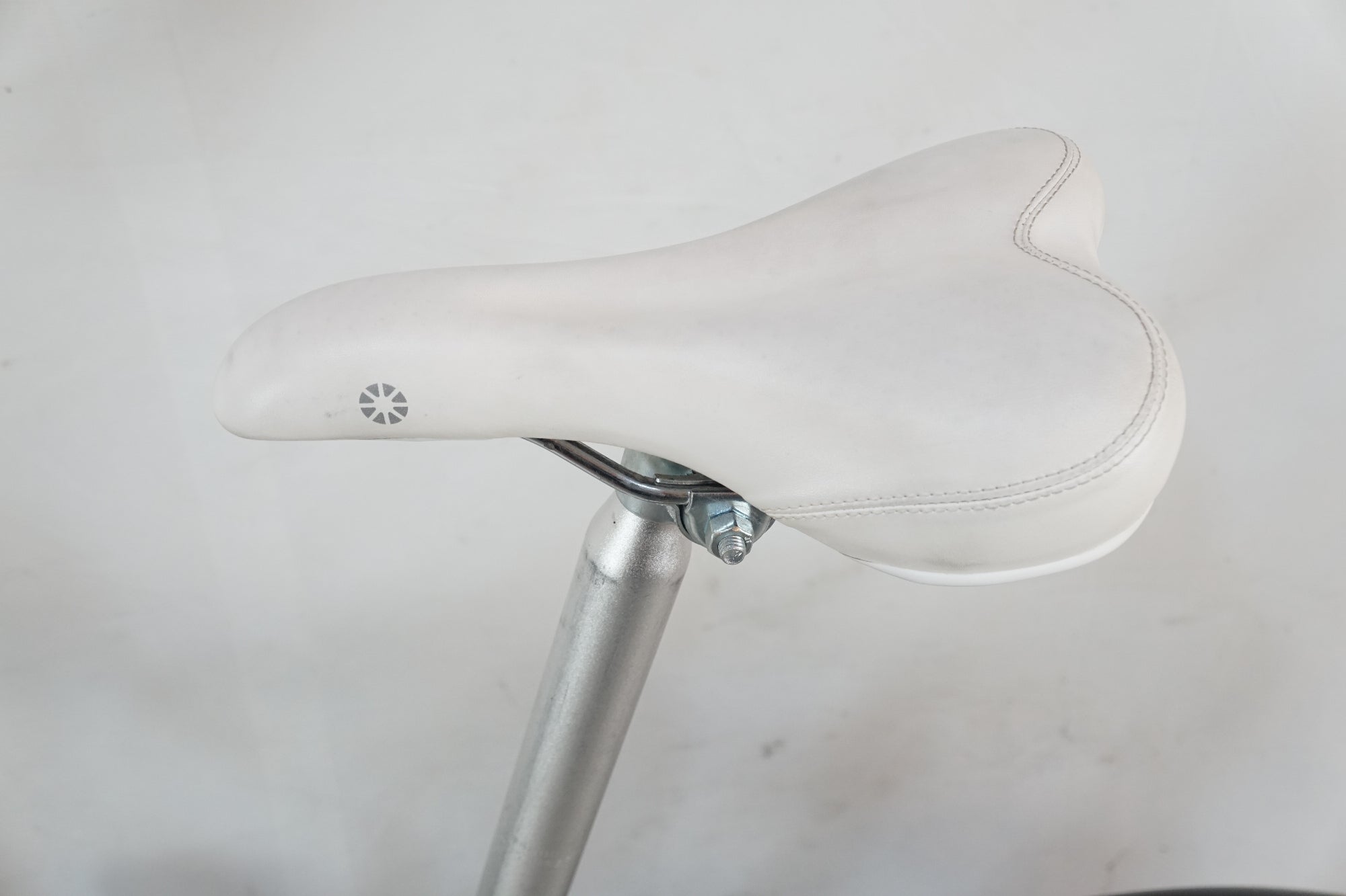 DAHON 「ダホン」 ROUTE 2021年モデル 20インチ 折り畳み自転車 / バイチャリ浦和ベース