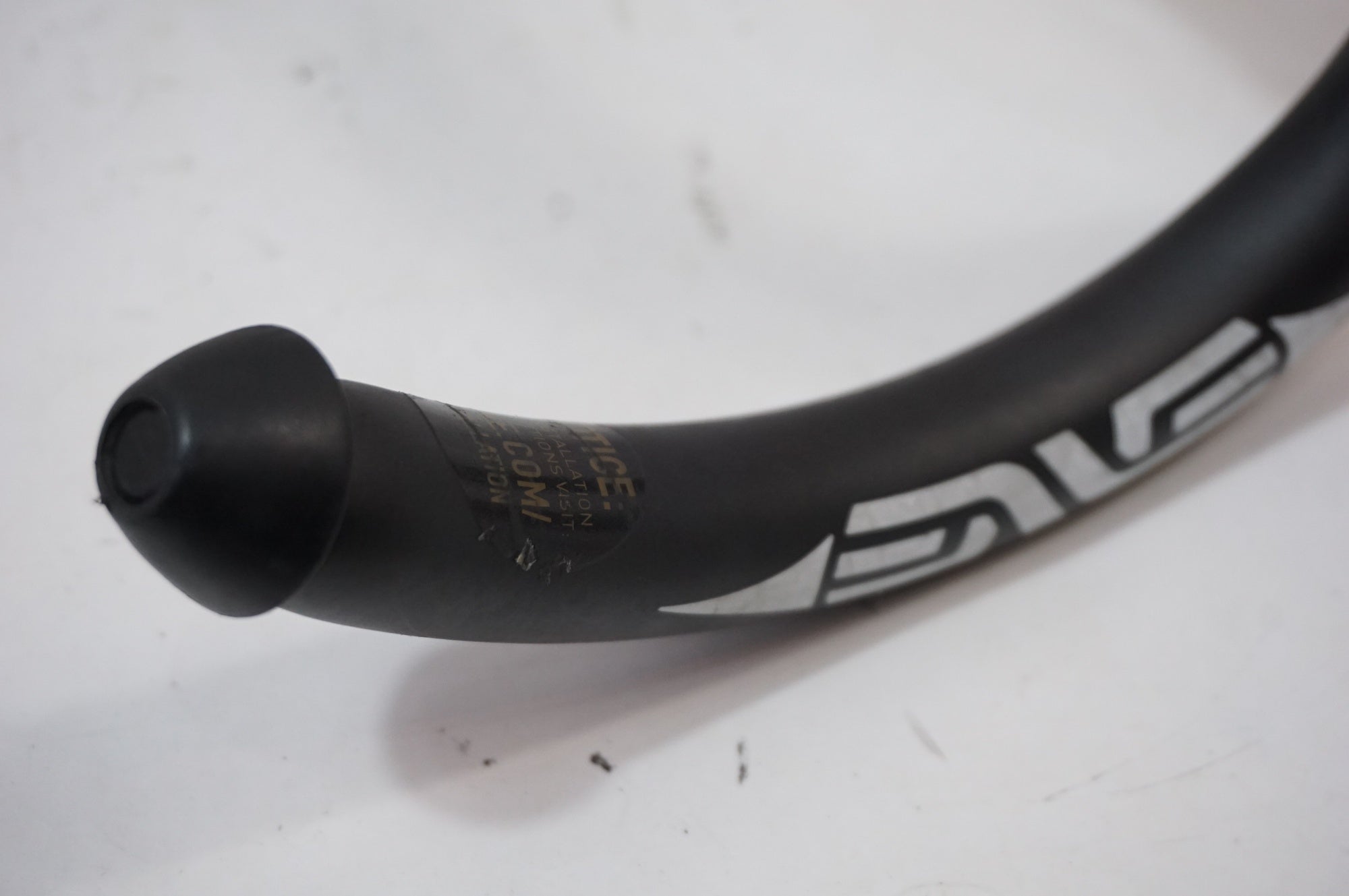 ENVE 「エンヴィ」 COMPACT ROAD BAR Φ31.8 420mm ハンドル / 世田谷店
