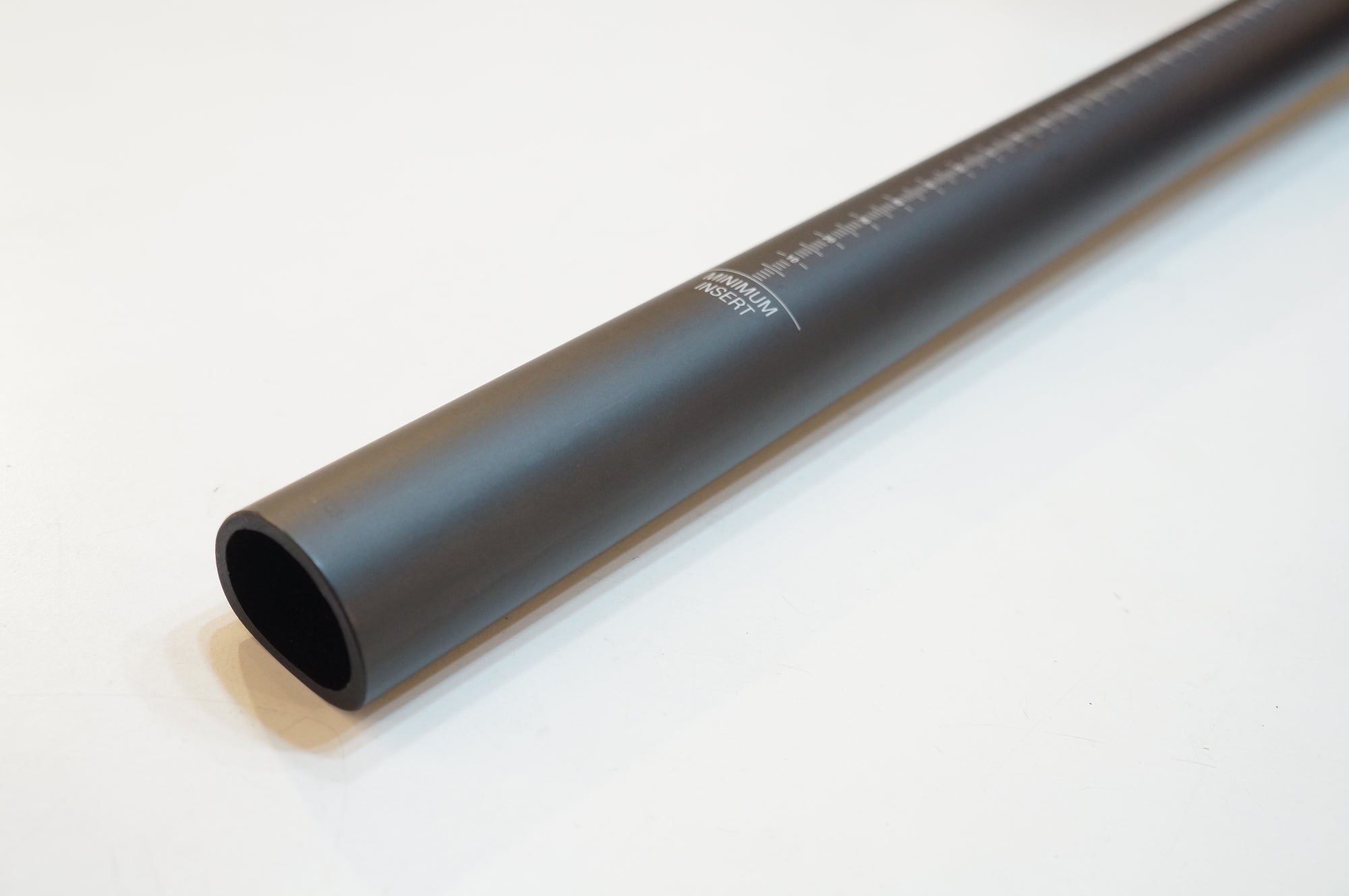 GIANT 「ジャイアント」 カーボン 380mm シートポスト / バイチャリ浦和ベース