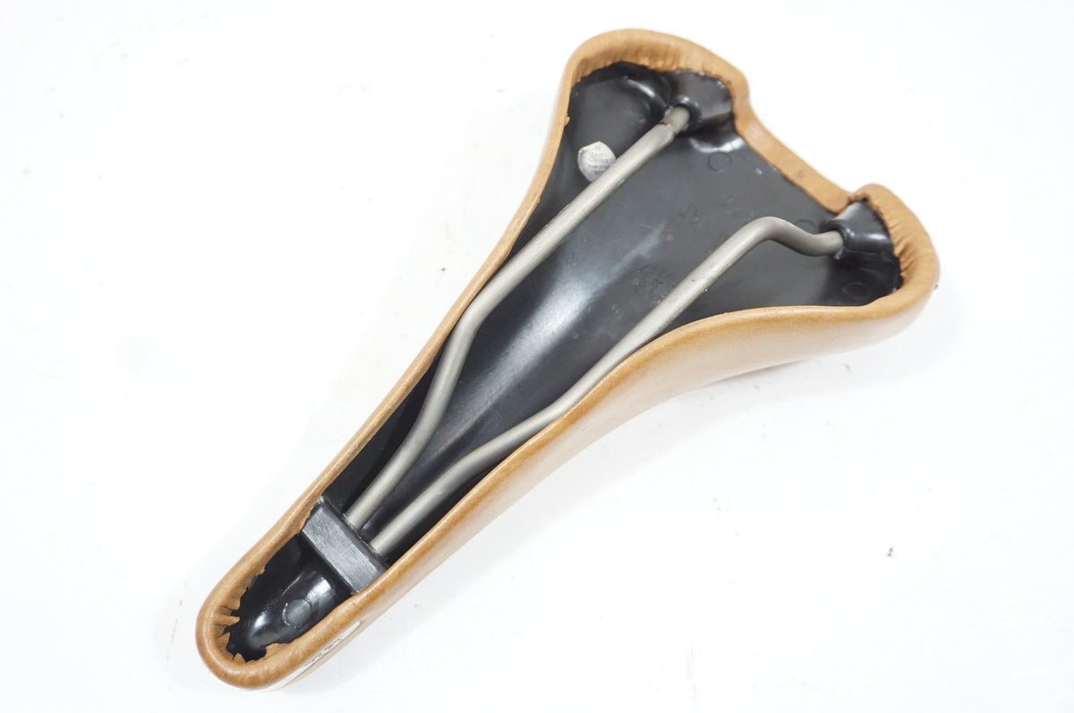 SELLE ITALIA 「セライタリア」 MILANO TURBO RACER サドル / 世田谷店