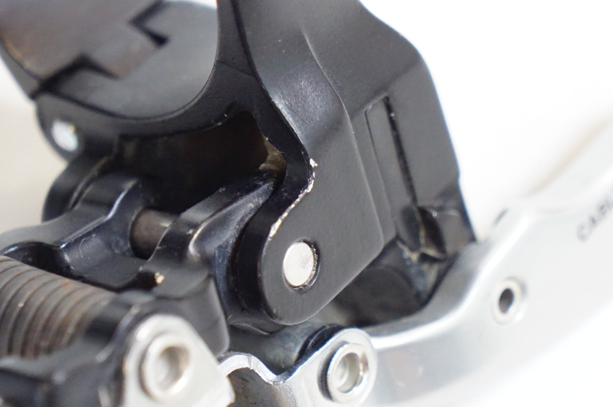 SHIMANO 「シマノ」 105 FD-5800 フロントディレイラー / 熊谷本店