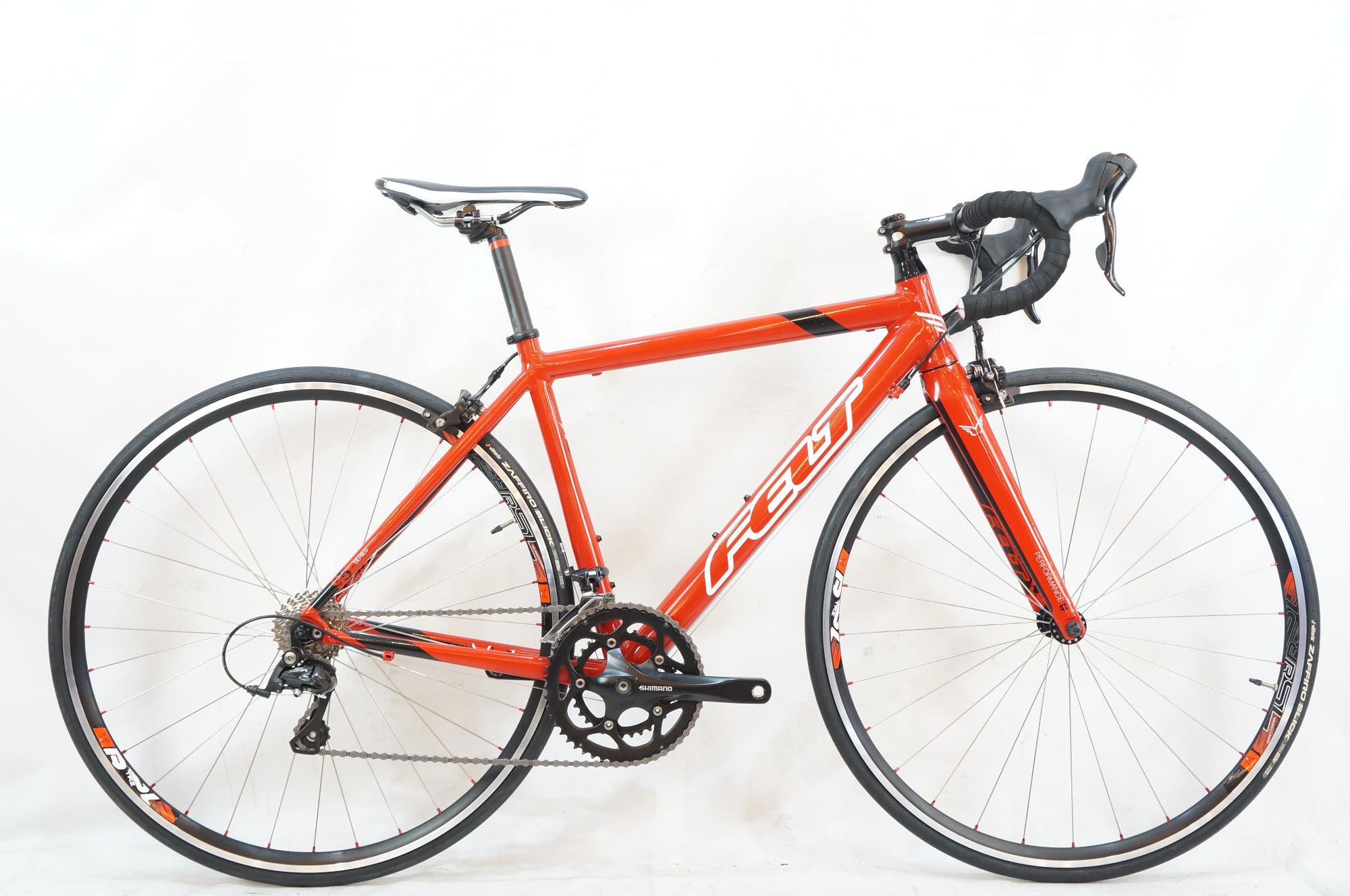 FELT 「フェルト」 F95 2015年モデル ロードバイク / バイチャリ浦和ベース