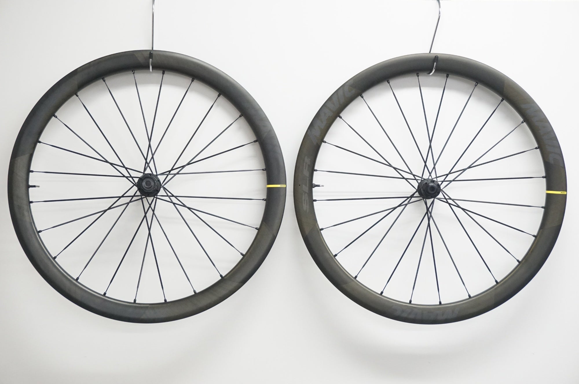MAVIC 「マヴィック」 COSMIC SLR 45 DISC シマノ11速 ホイールセット
