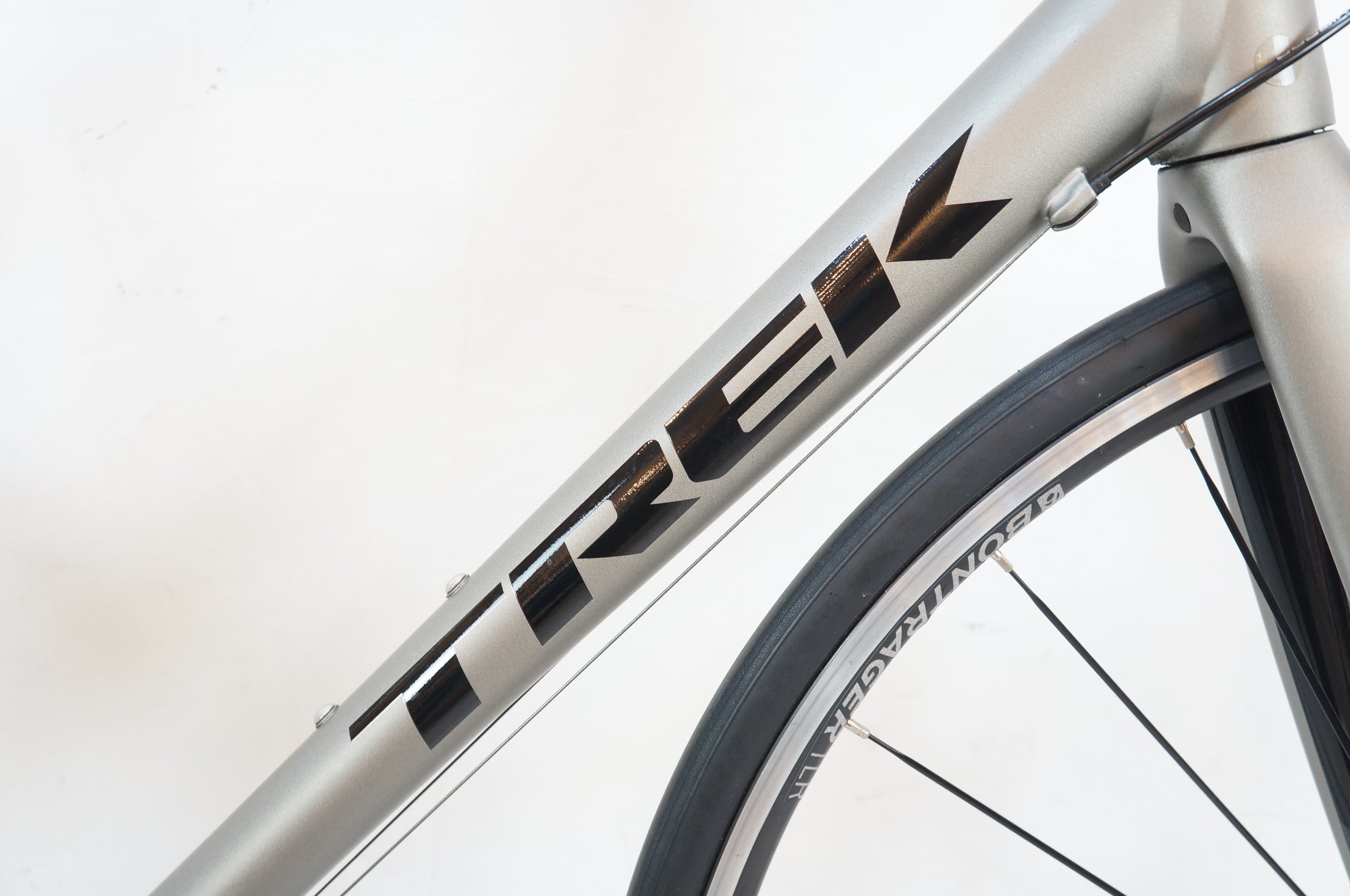 TREK 「トレック」 EMONDA ALR5 2018年モデル ロードバイク / バイチャリ浦和ベース