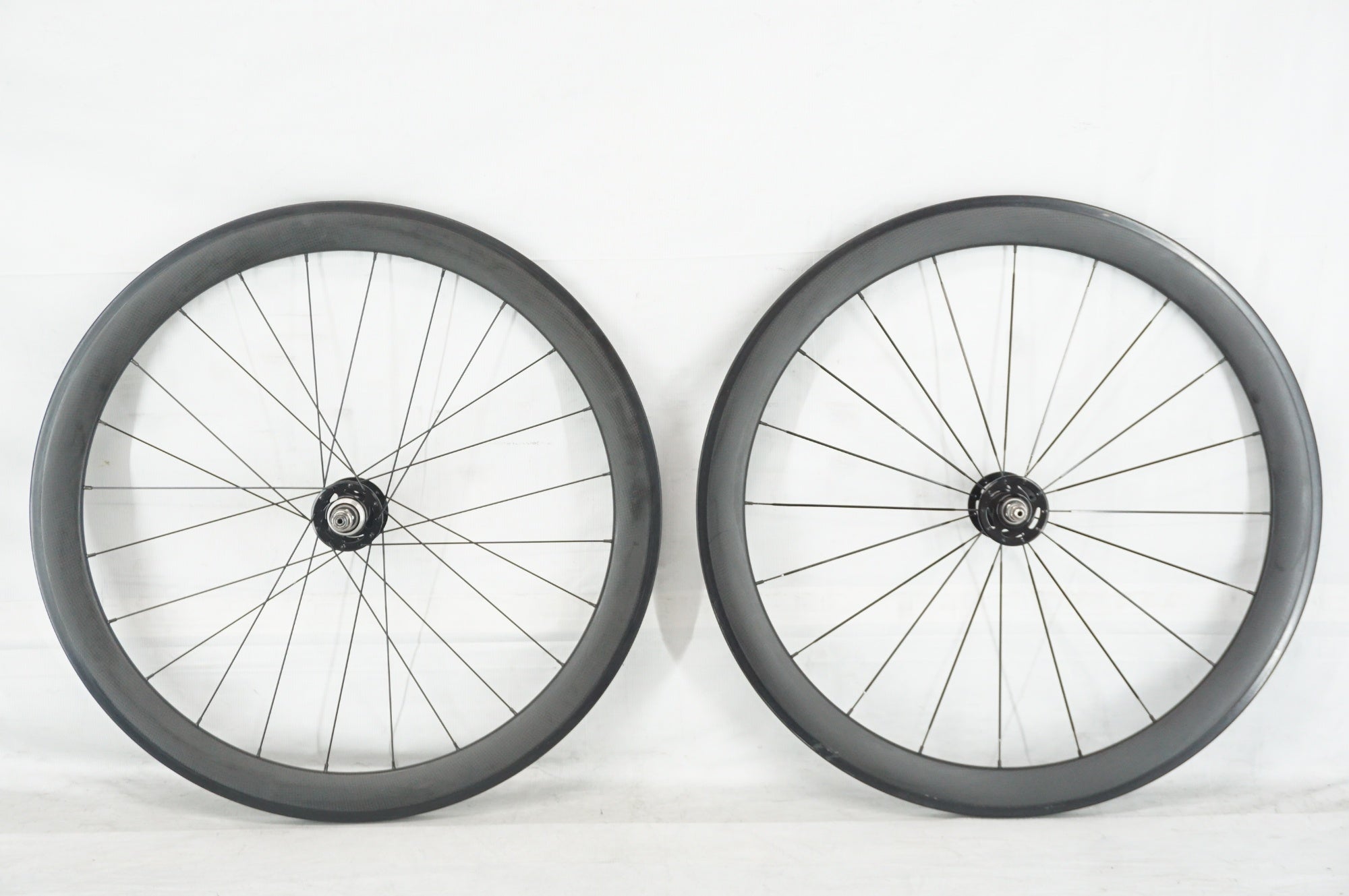 ブランド不明 シングル カーボンホイールセット / 阪急塚口店