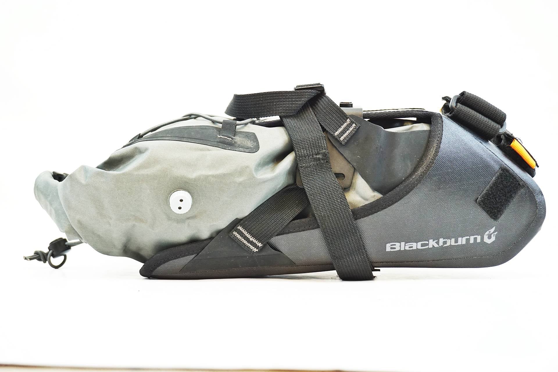 BLACKBURN 「ブラックバーン」 OUTPOST SEAT PACK サドルバッグ / 有明ガーデン店