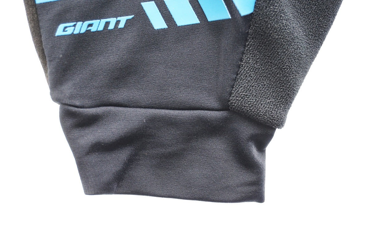 GIANT 「ジャイアント」 指ぬきタイプ Mサイズ グローブ / 奈良店