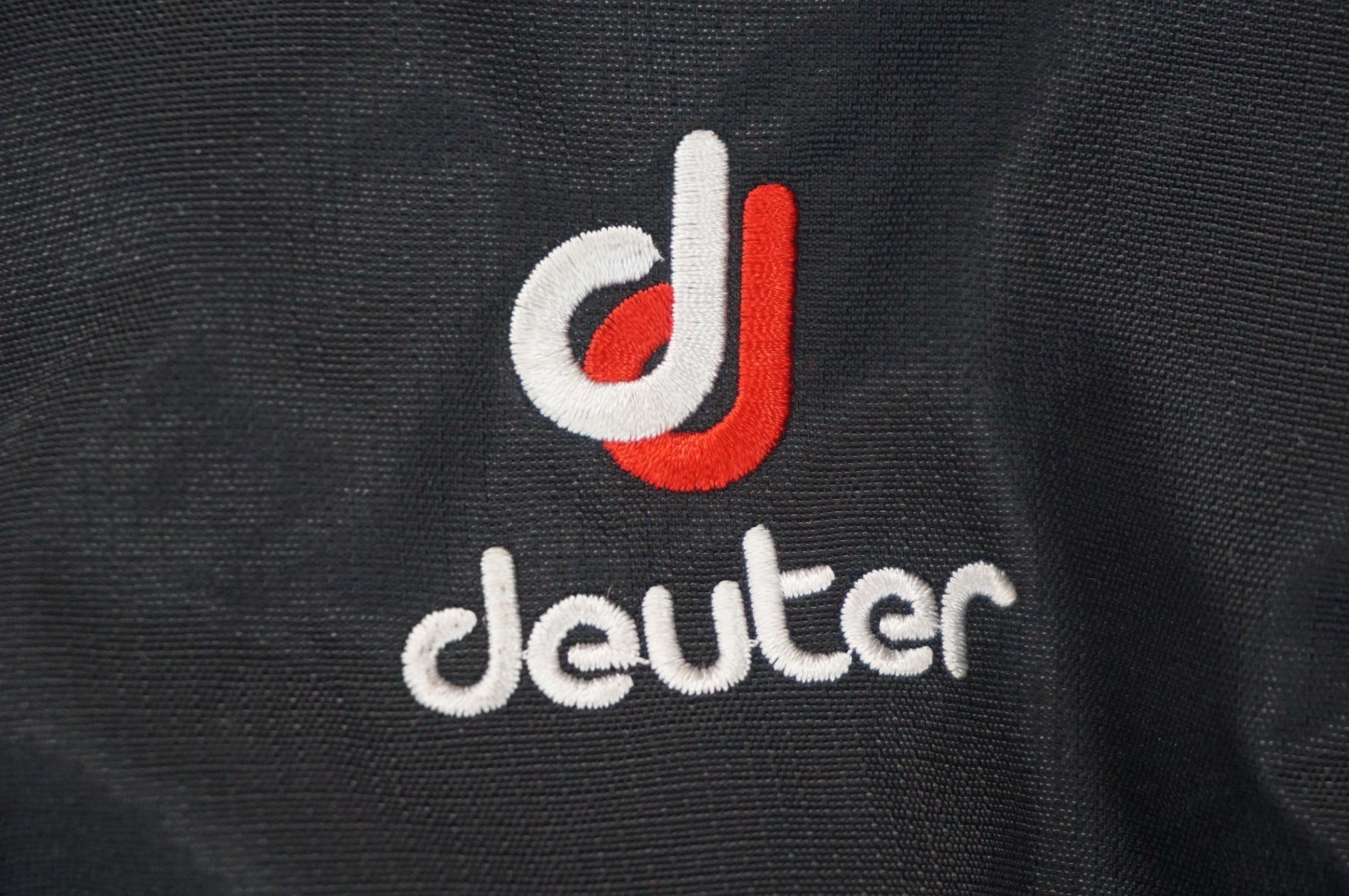 DEUTER 「ドイター」 CROSS BIKE 18 バックパック / 阪急塚口店