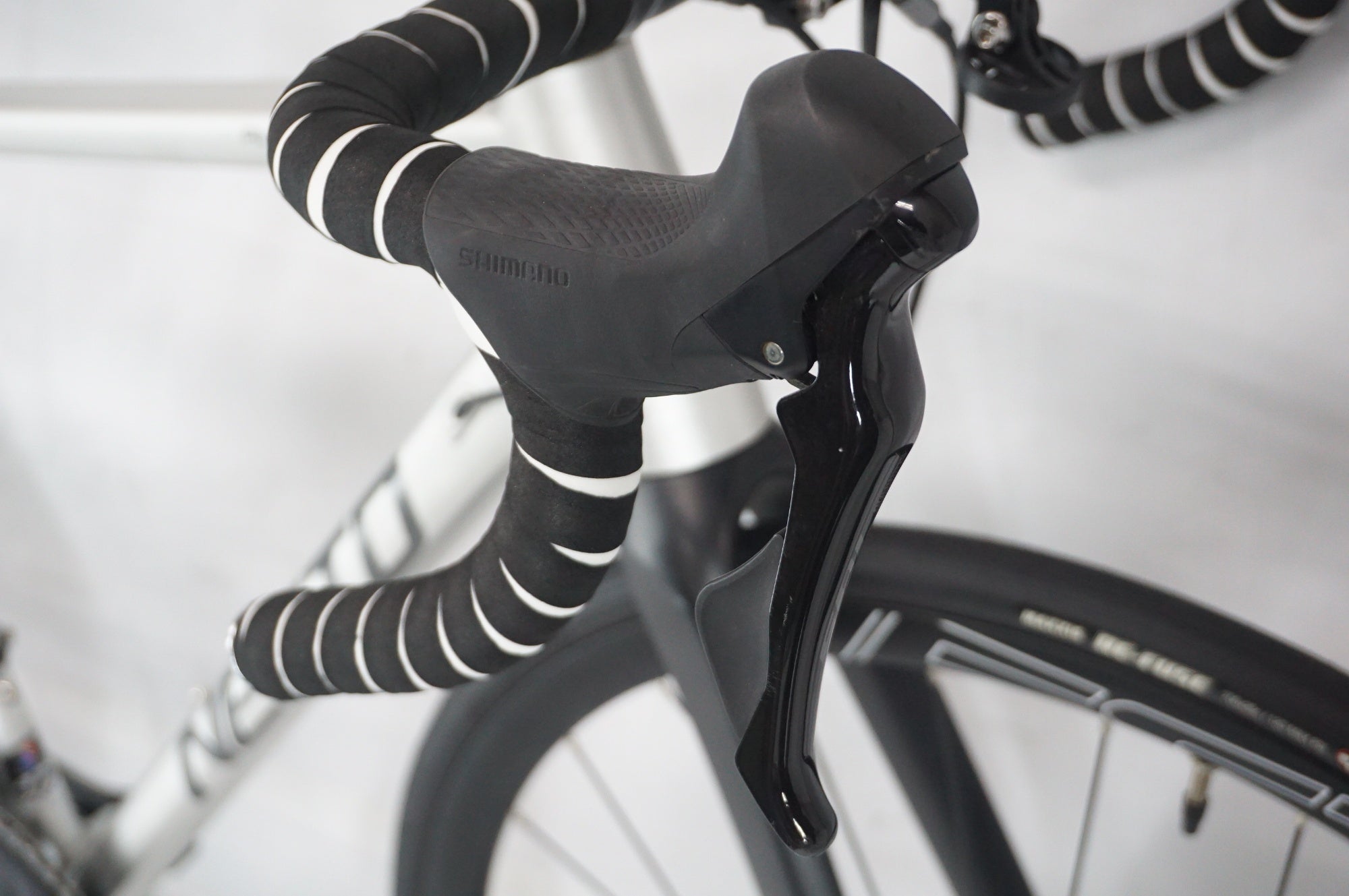 NESTO 「ネスト」 ALTERNA DISC 2025年モデル ロードバイク / 阪急塚口店