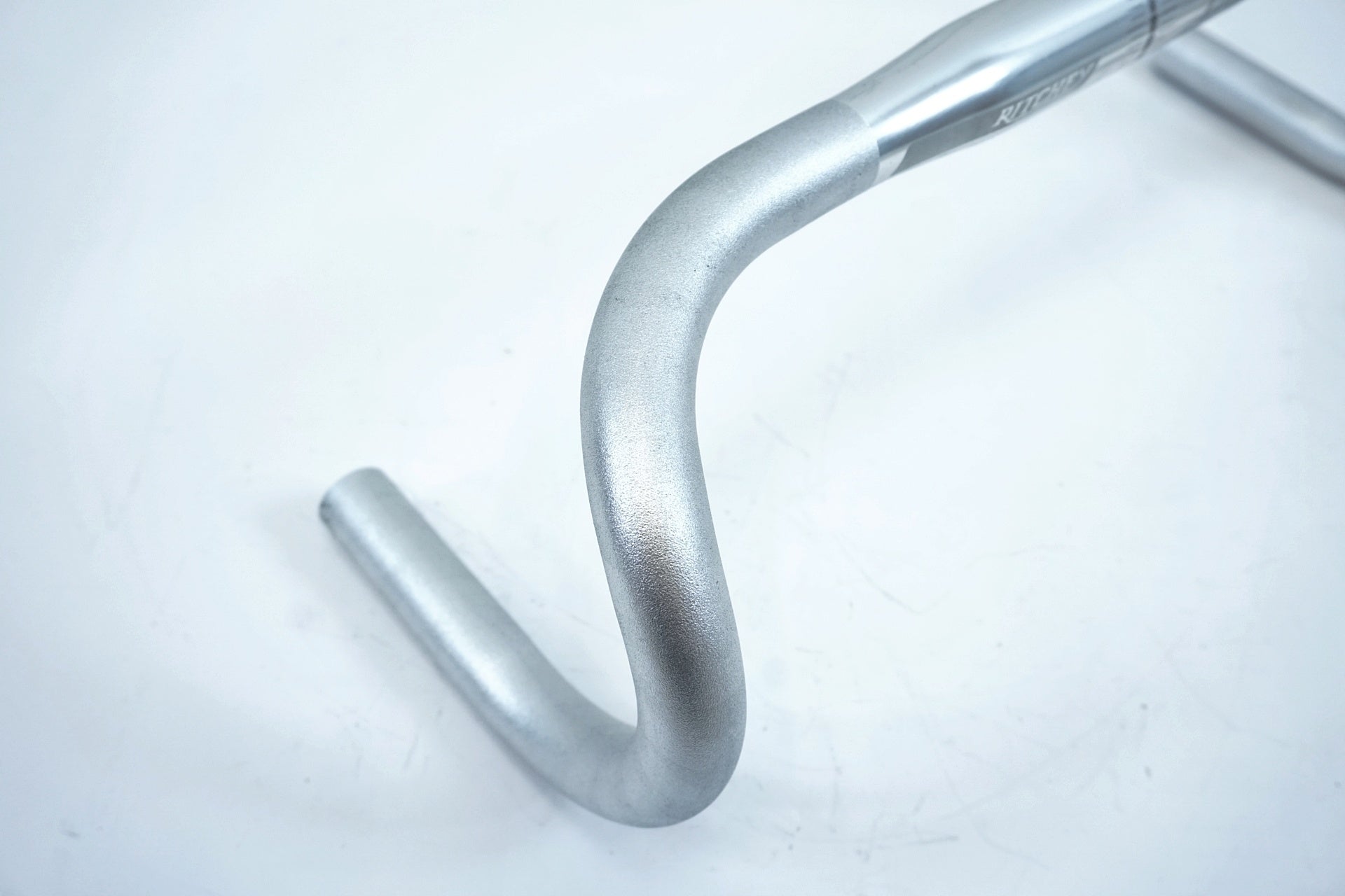 RITCHEY 「リッチー」 NEO CLASSIC Φ31.8 420mm ハンドル / 有明ガーデン店