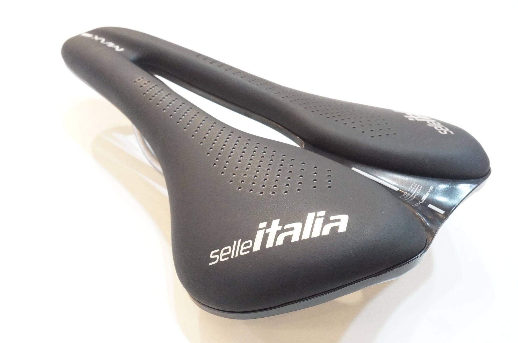 SELLEITALIA 「セライタリア」 MAX NOVUS BOOST EVO Ti316 SUPERFLOW サドル / 浦和ベース