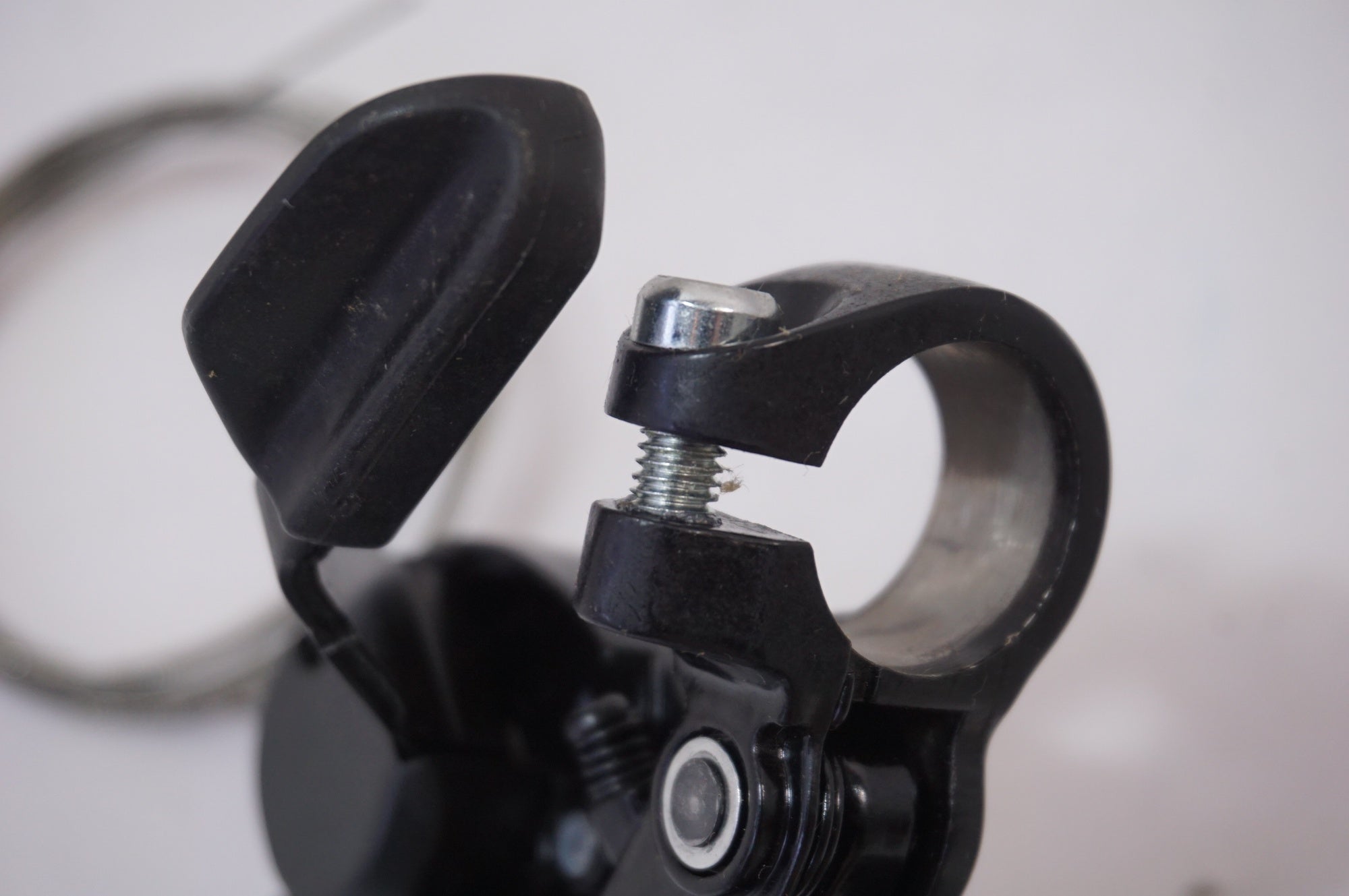SHIMANO 「シマノ」 ST-R221 シフトレバー / 世田谷店