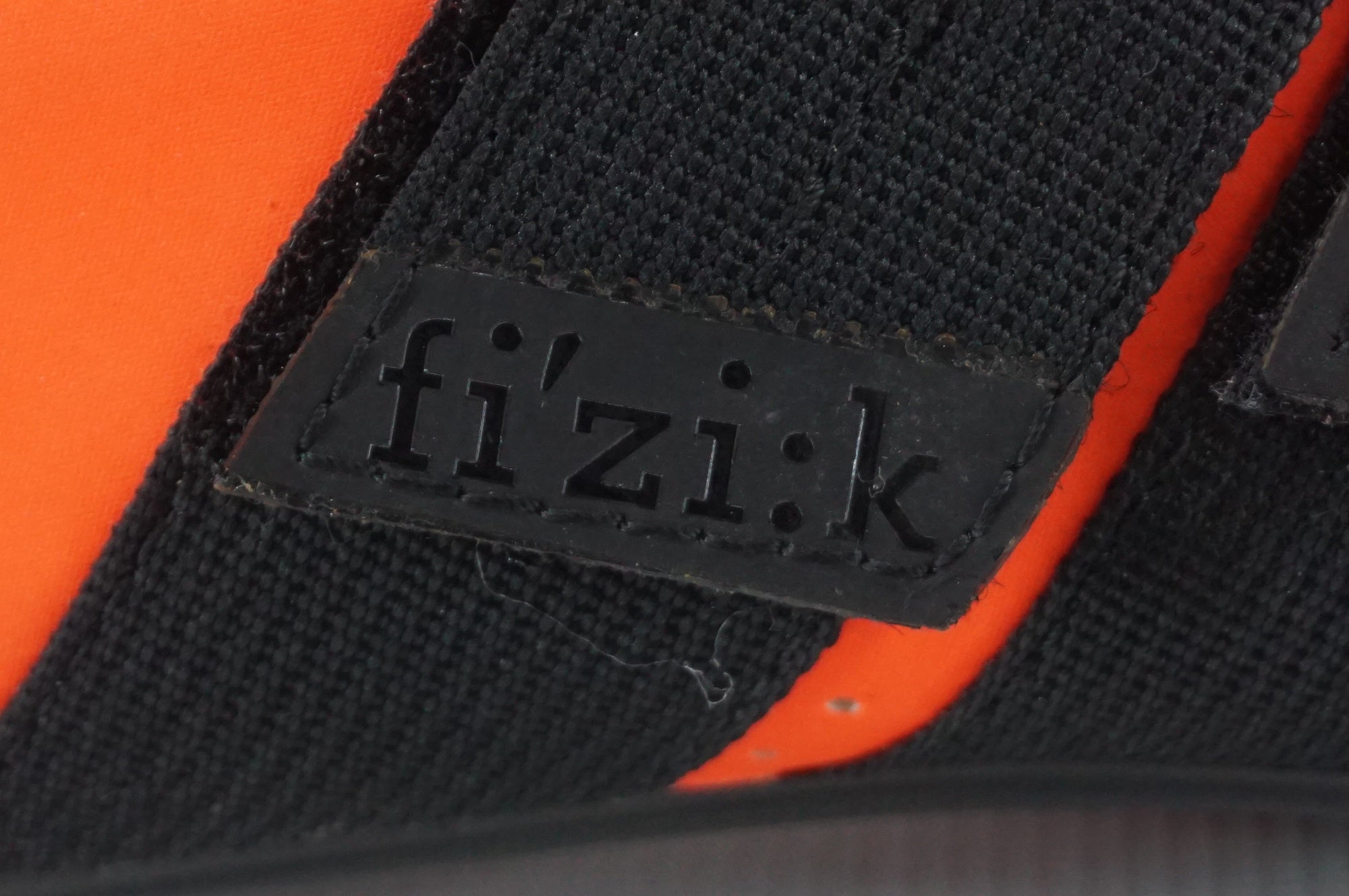 FIZIK 「フィジーク」 TEMPO R5 POWER STRAP 27.35cm シューズ / 阪急塚口店