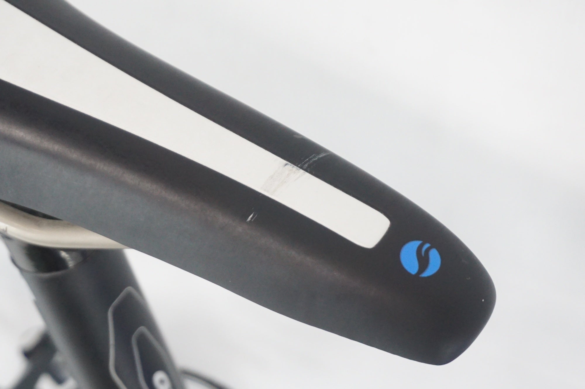 GIANT 「ジャイアント」 DEFY 3 2015年モデル ロードバイク / 阪急塚口店