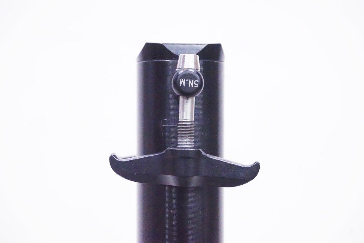 KCNC「ケーシーエヌシー」 LITE WING 7000 φ33.9 550mm シートポスト/ 京都西院店