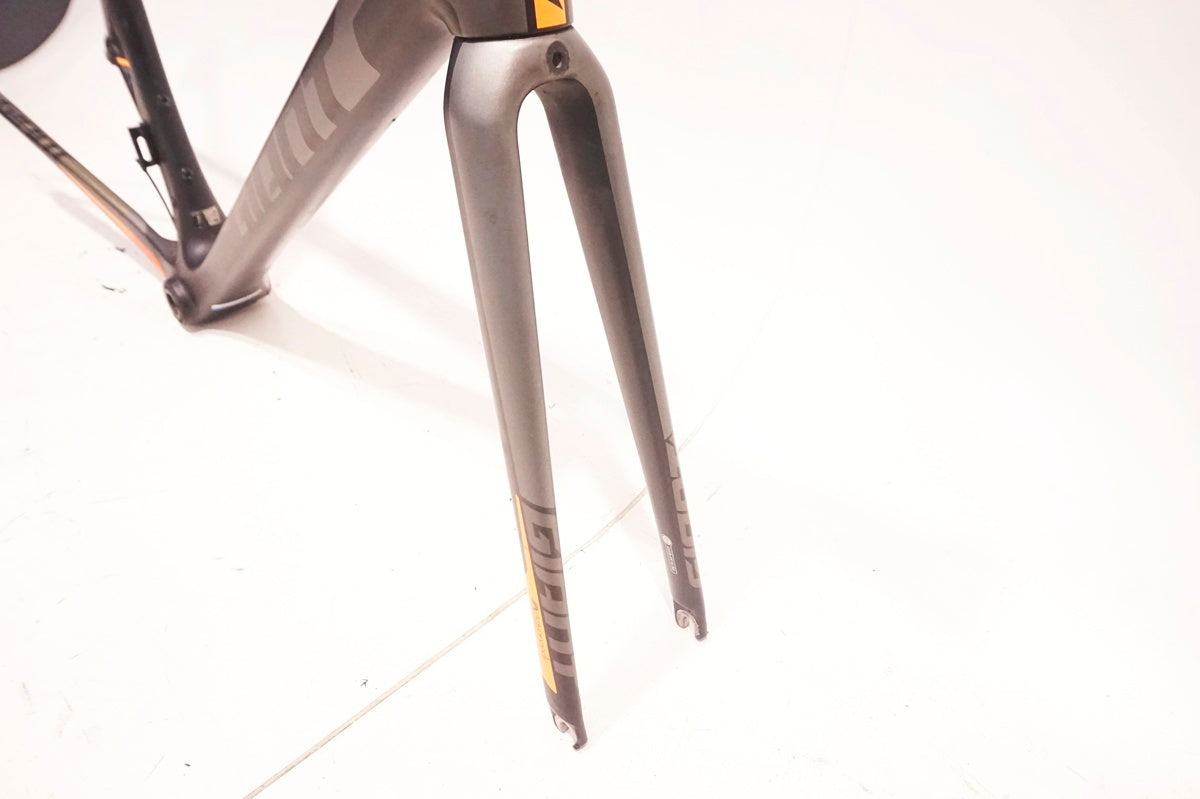 ジャンク GIANT 「ジャイアント」 TCR ADVANCED1 KOM 2018年モデル フレームセット