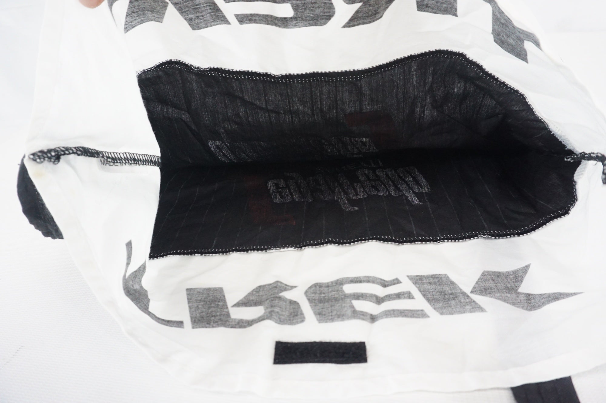 TREK 「トレック」 Segafredo デザインサコッシュ / 阪急塚口店