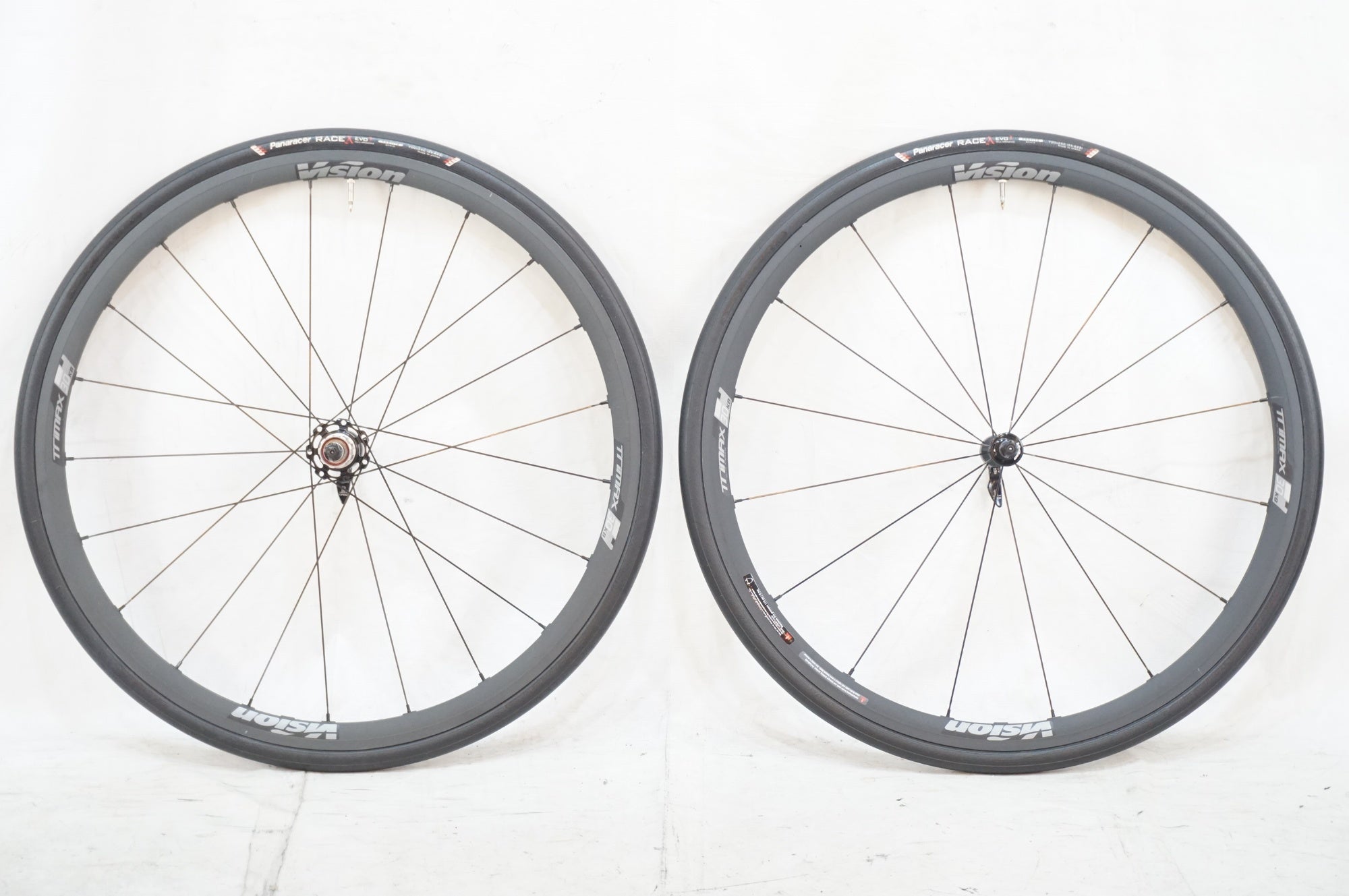 VISION 「ヴィジョン」 TRIMAX 30KB SHIMANO / SRAM 11S ホイール