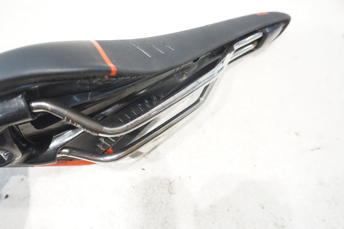 FIZIK 「フィジーク」 ARIONE VSX KIUMレール サドル / 横浜戸塚店