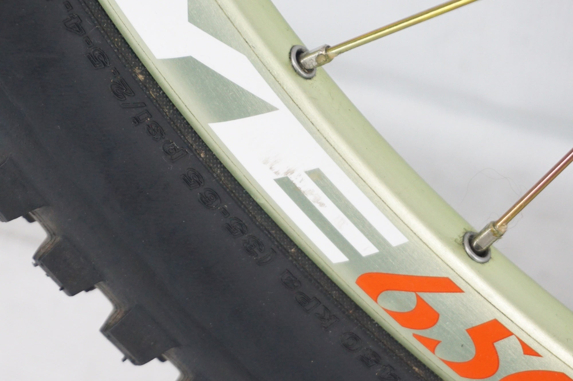 FIREEYE 「ファイヤーアイ」 EXCELERANT 650B リム&ハブ フロントホイール / 阪急塚口店