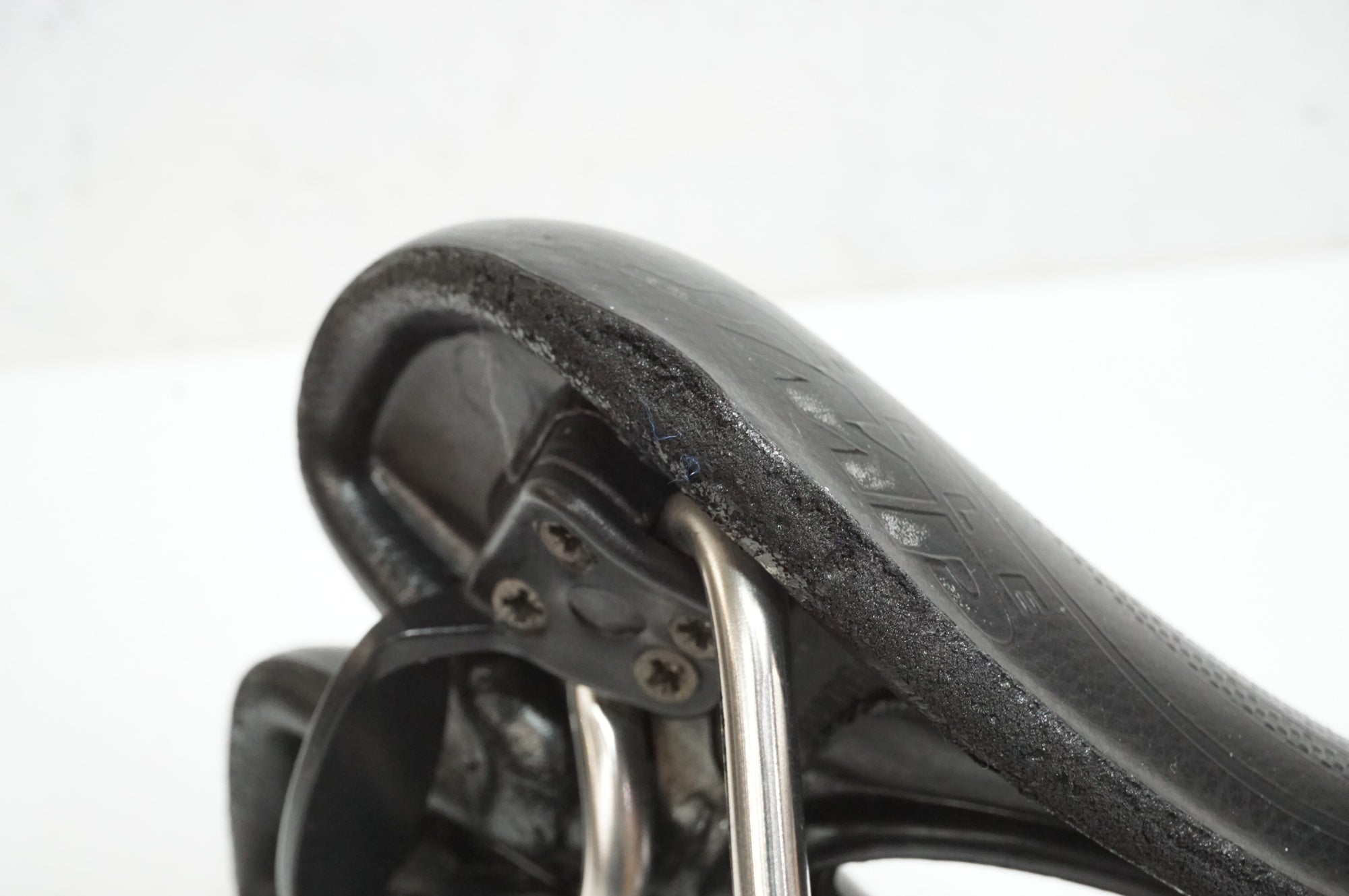 SELLE SMP 「セラエスエムピー」 HYBRID 286g サドル / 大宮店