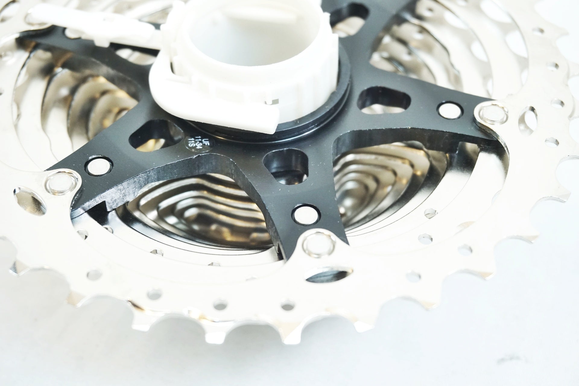 SHIMANO 「シマノ」 HG CS-HG700-11 11-34T スプロケット / 有明ガーデン店