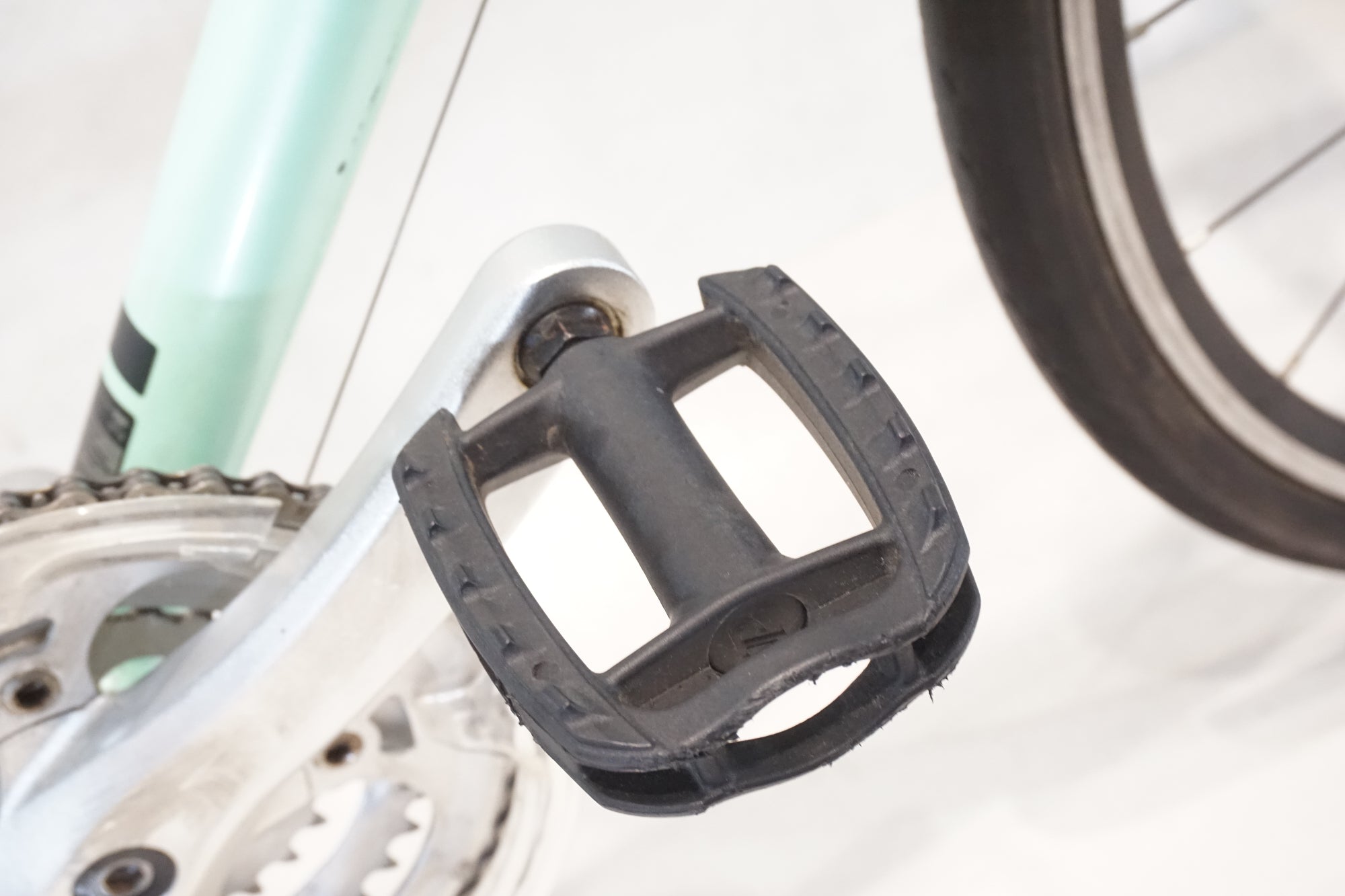 GIANT 「ジャイアント」 LIV ESCAPE R3 W 2024年モデル クロスバイク / 横浜戸塚店