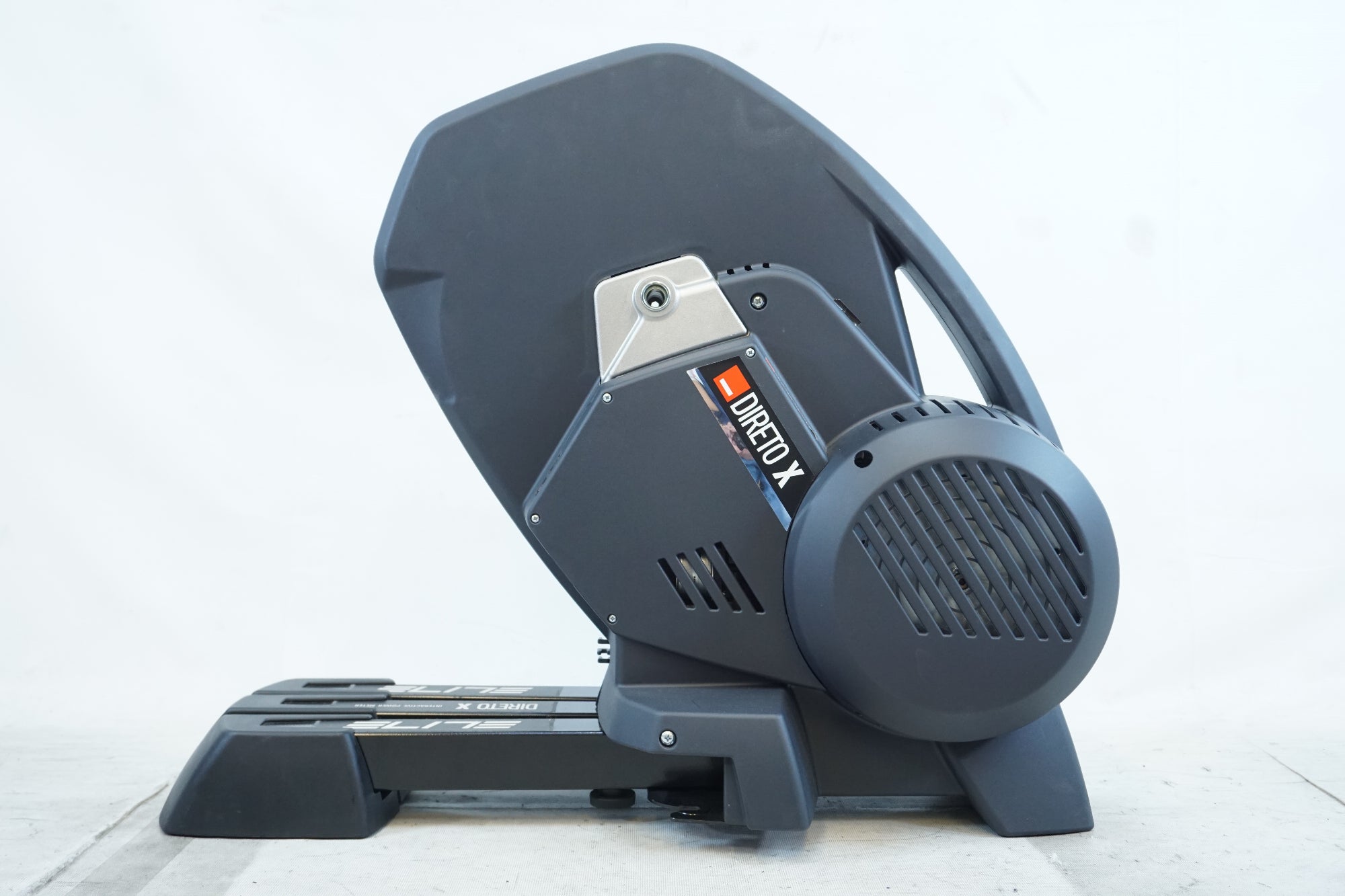 ELITE 「エリート」 DIRETO X サイクルトレーナー / 有明ガーデン店
