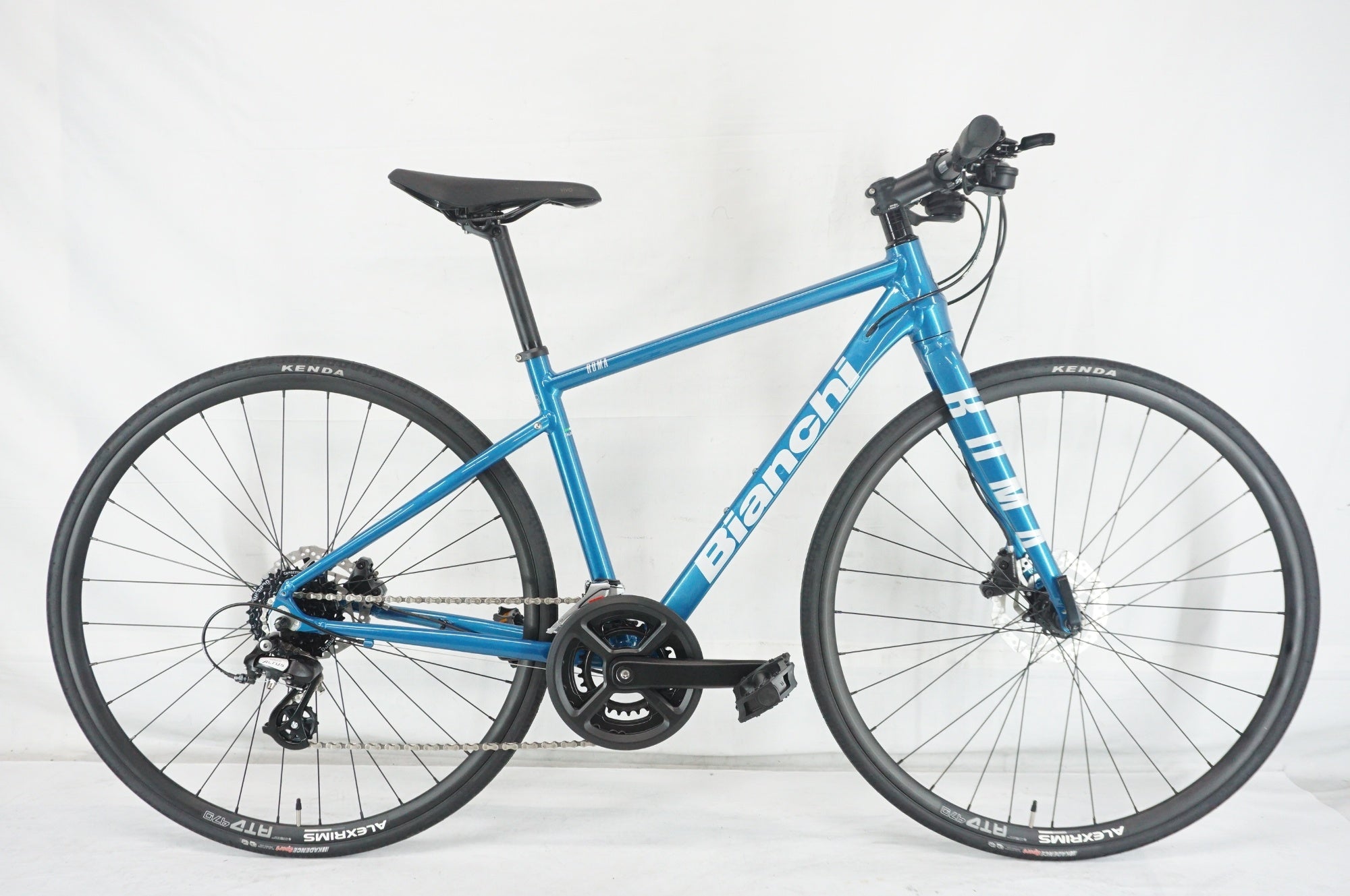 BIANCHI 「ビアンキ」 ROMA 3 2022年モデル クロスバイク / 阪急塚口店