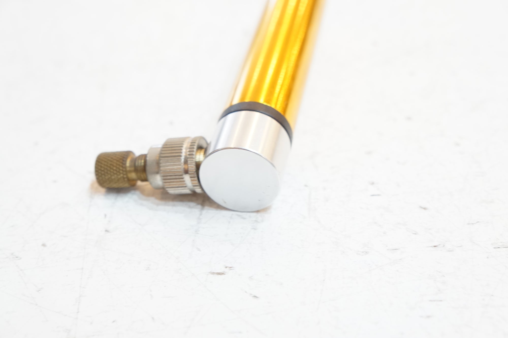 AIRBONE 「エアー ボーン」 携帯ポンプ / バイチャリ浦和ベース