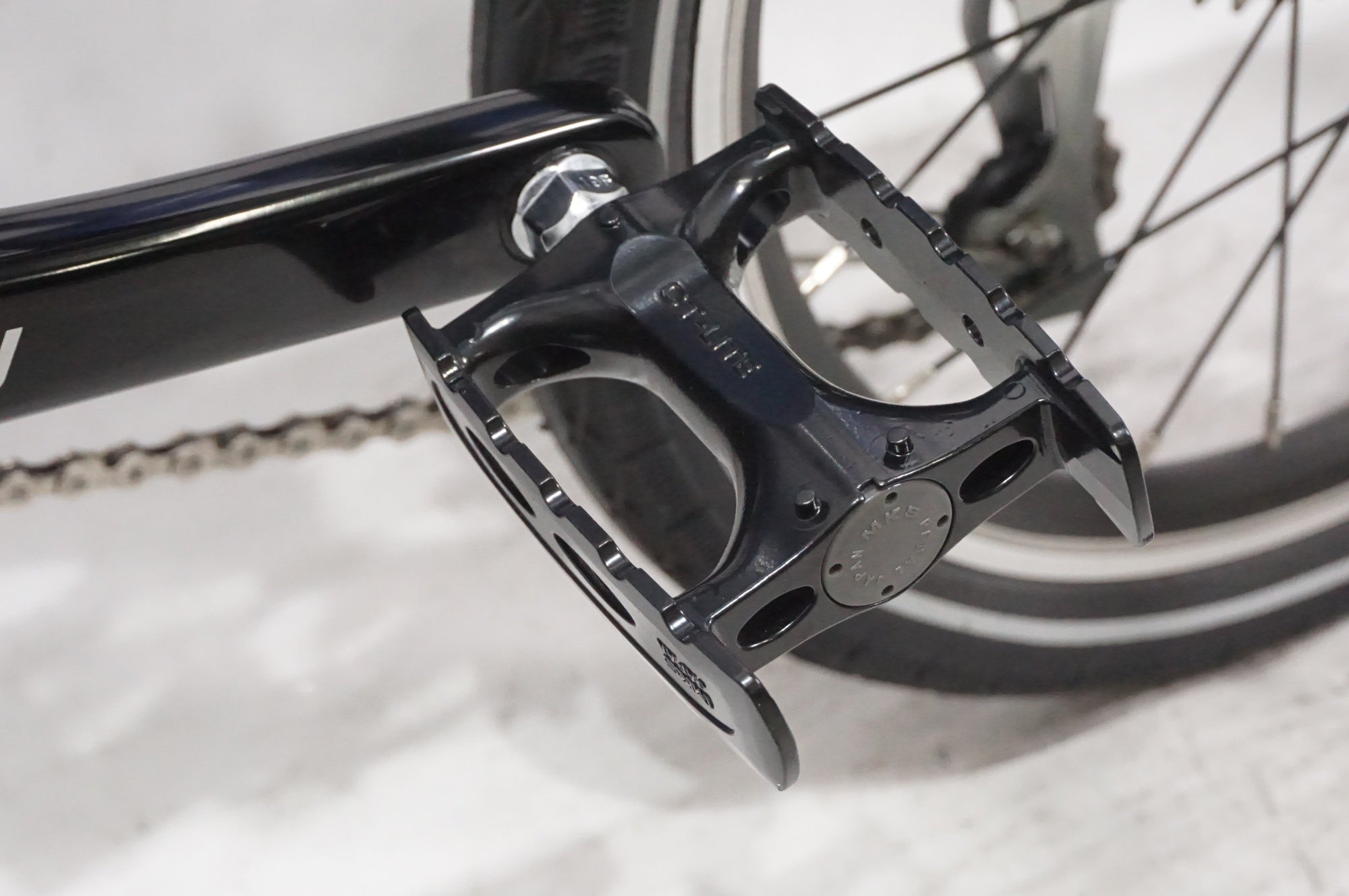 R&M 「リーズアンドミューラー」 BIRDY CLASSIC 2023年モデル 18インチ 折り畳み自転車 / AKIBA店