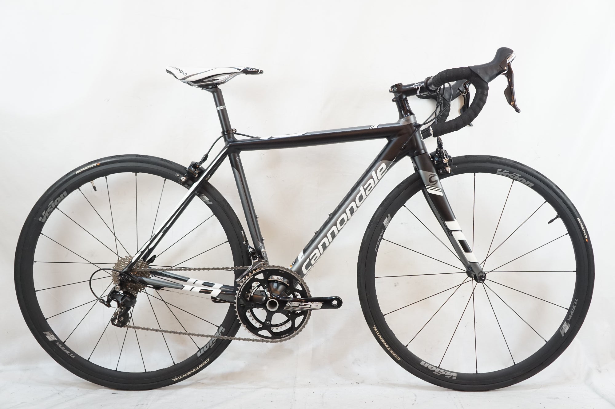 CANNONDALE　CAAD10 105　2015年式 ブラック ロードバイク CANNONDALE 「キャノンデール」 CAAD10 105 2015年モデル ロードバイク
