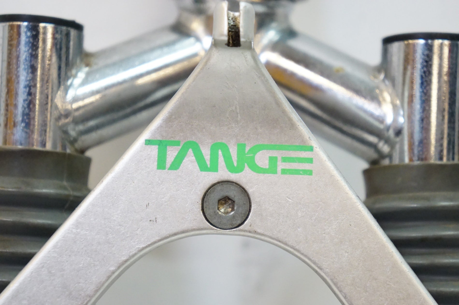 TANGE 「タンゲ」 26インチ サスペンションフォーク / 熊谷本店